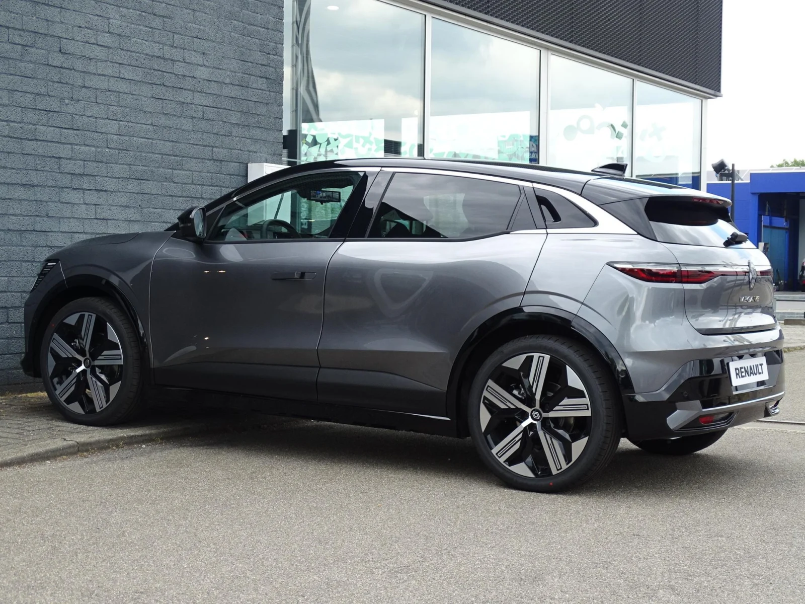 Renault-Megane E-Tech Electric
