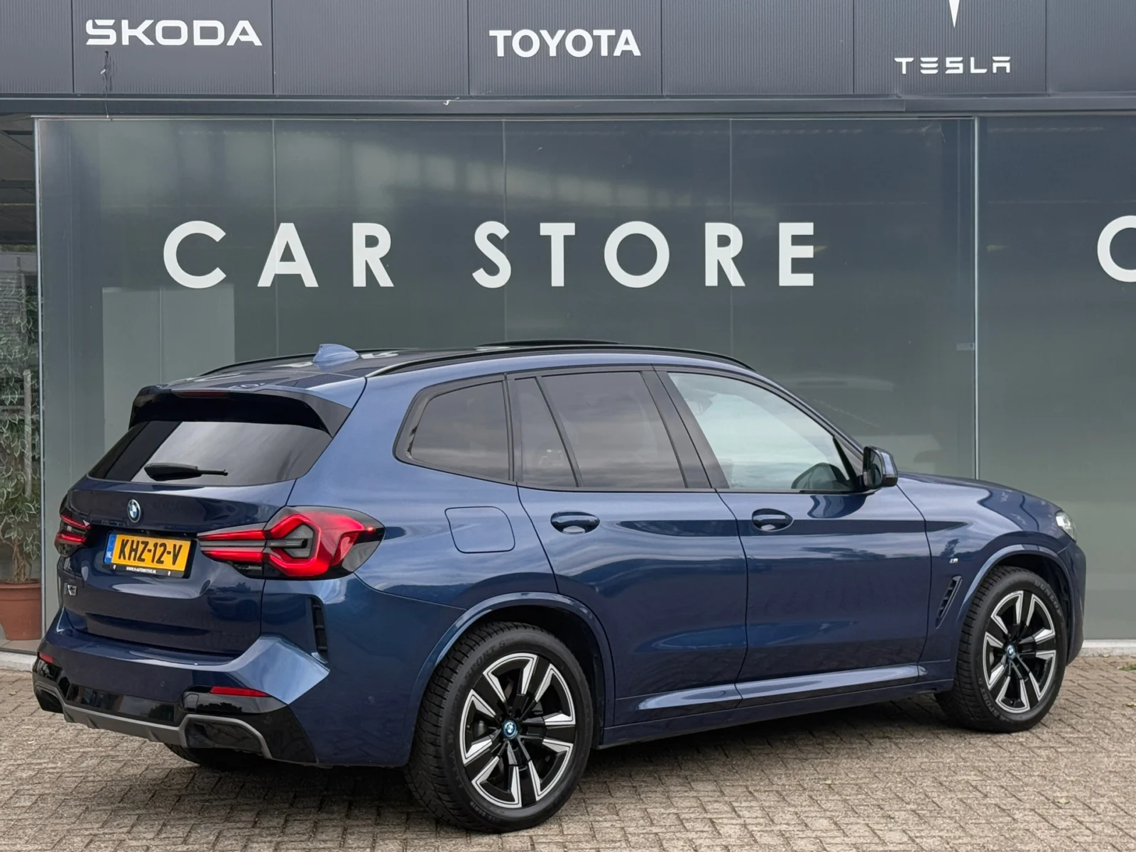 BMW-iX3