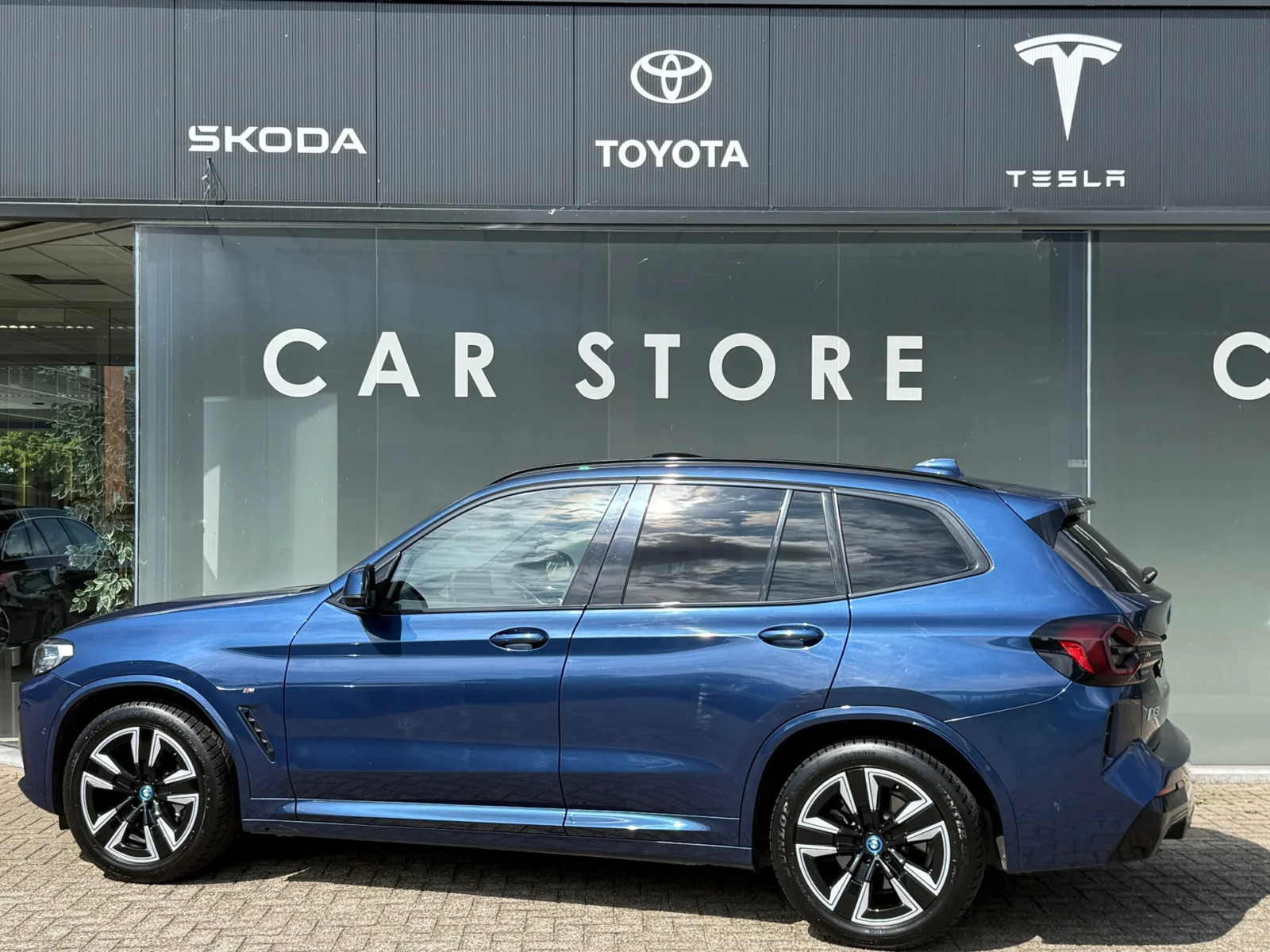 BMW-iX3