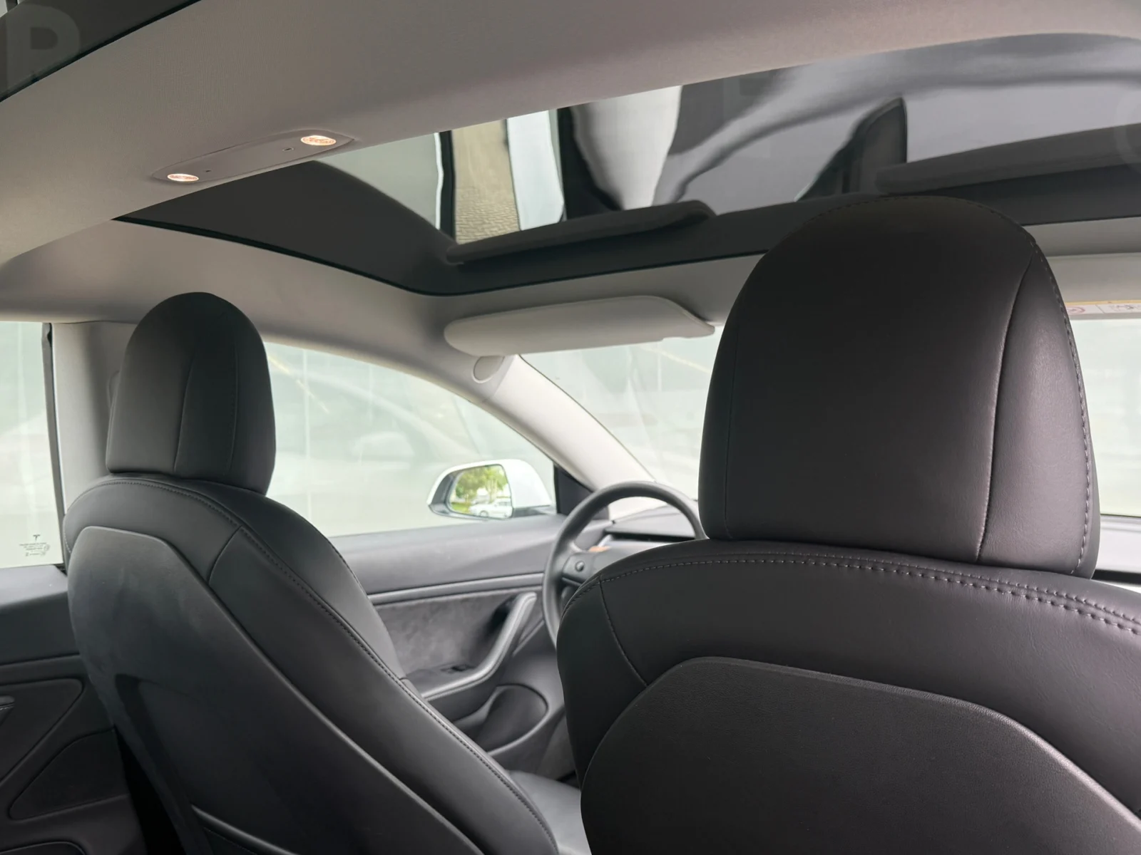 Tesla-Model 3