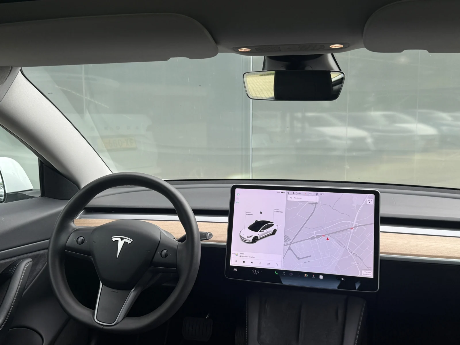 Tesla-Model 3