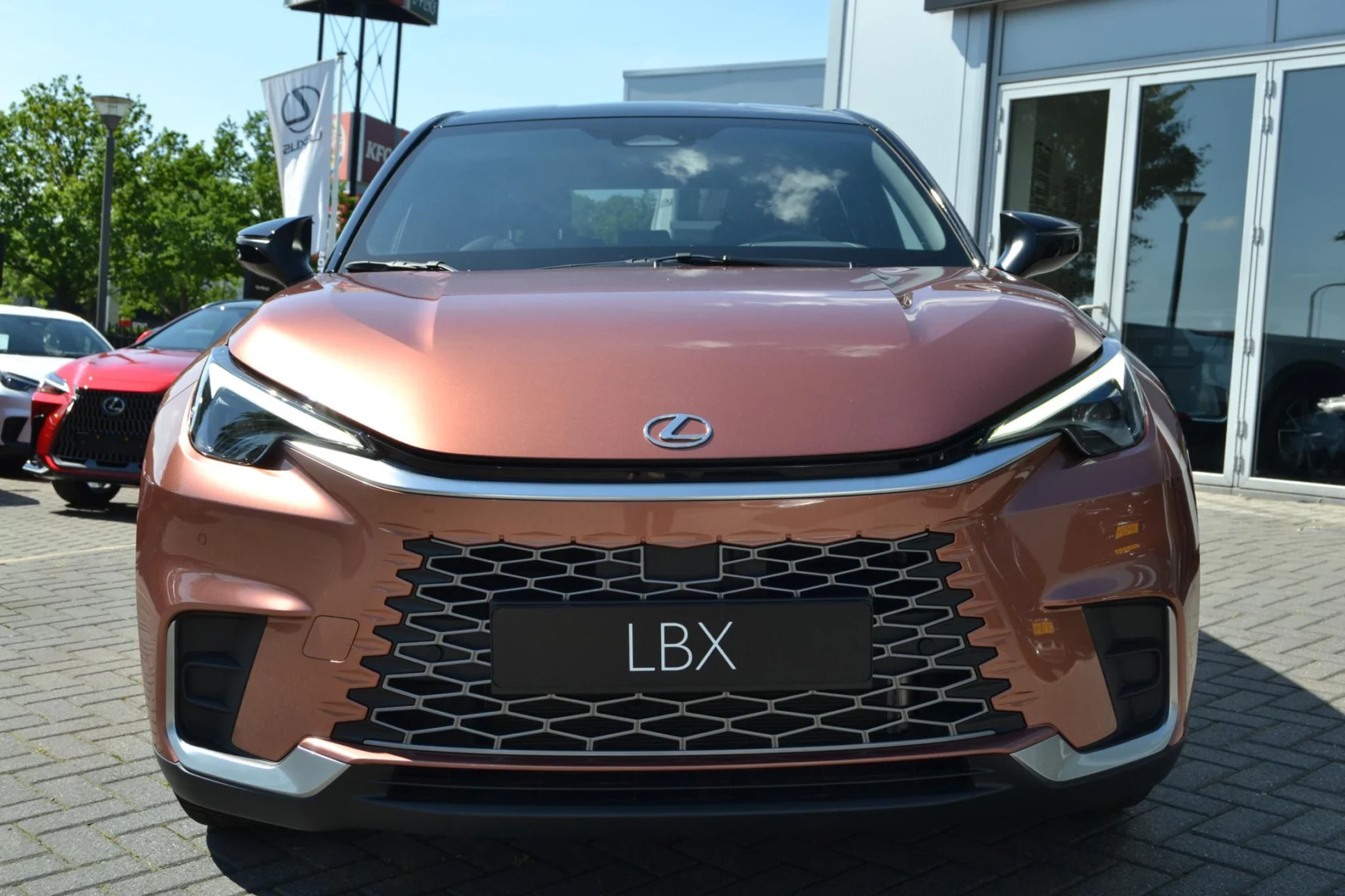 Lexus-LBX