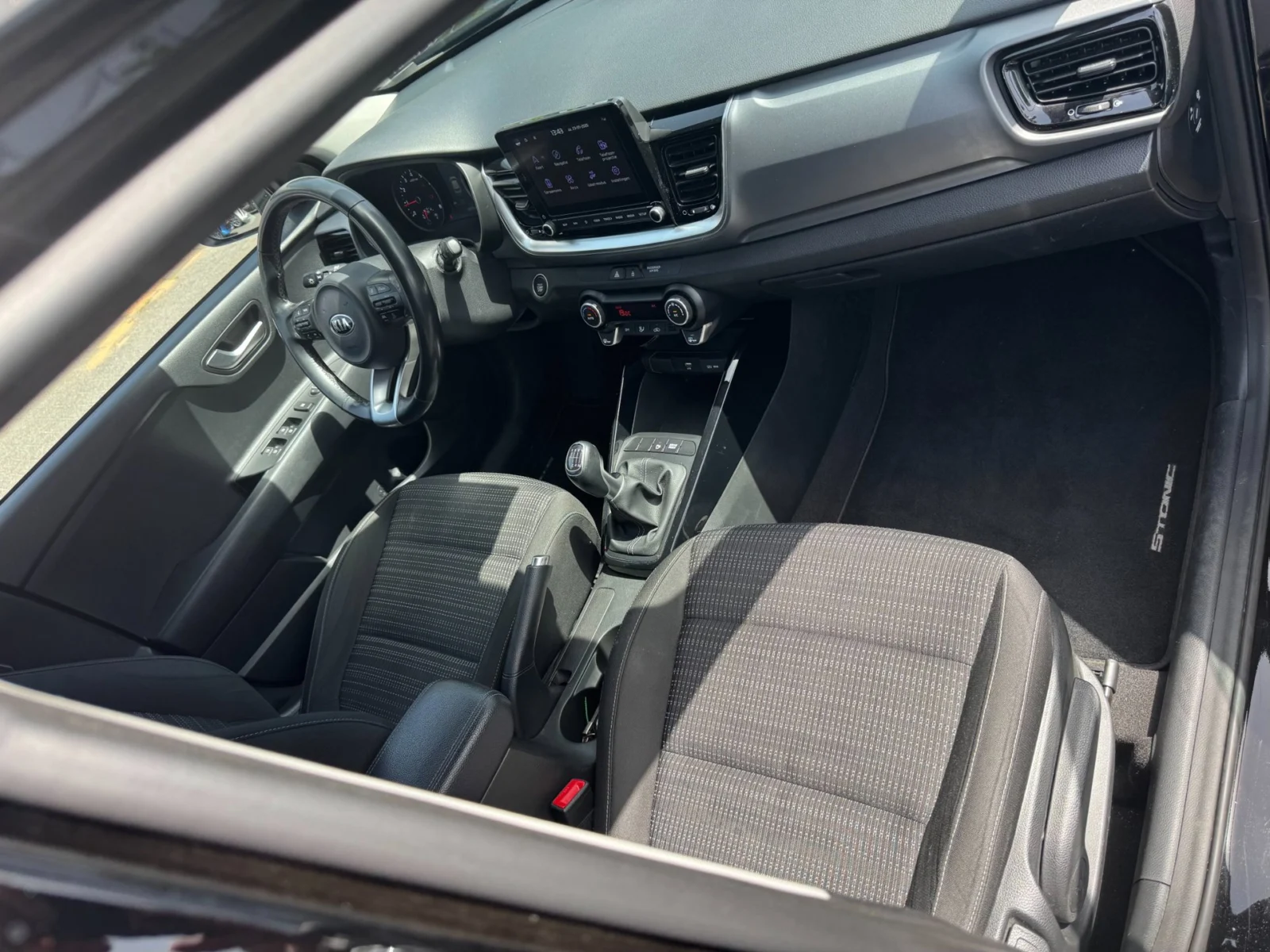 Kia-Stonic