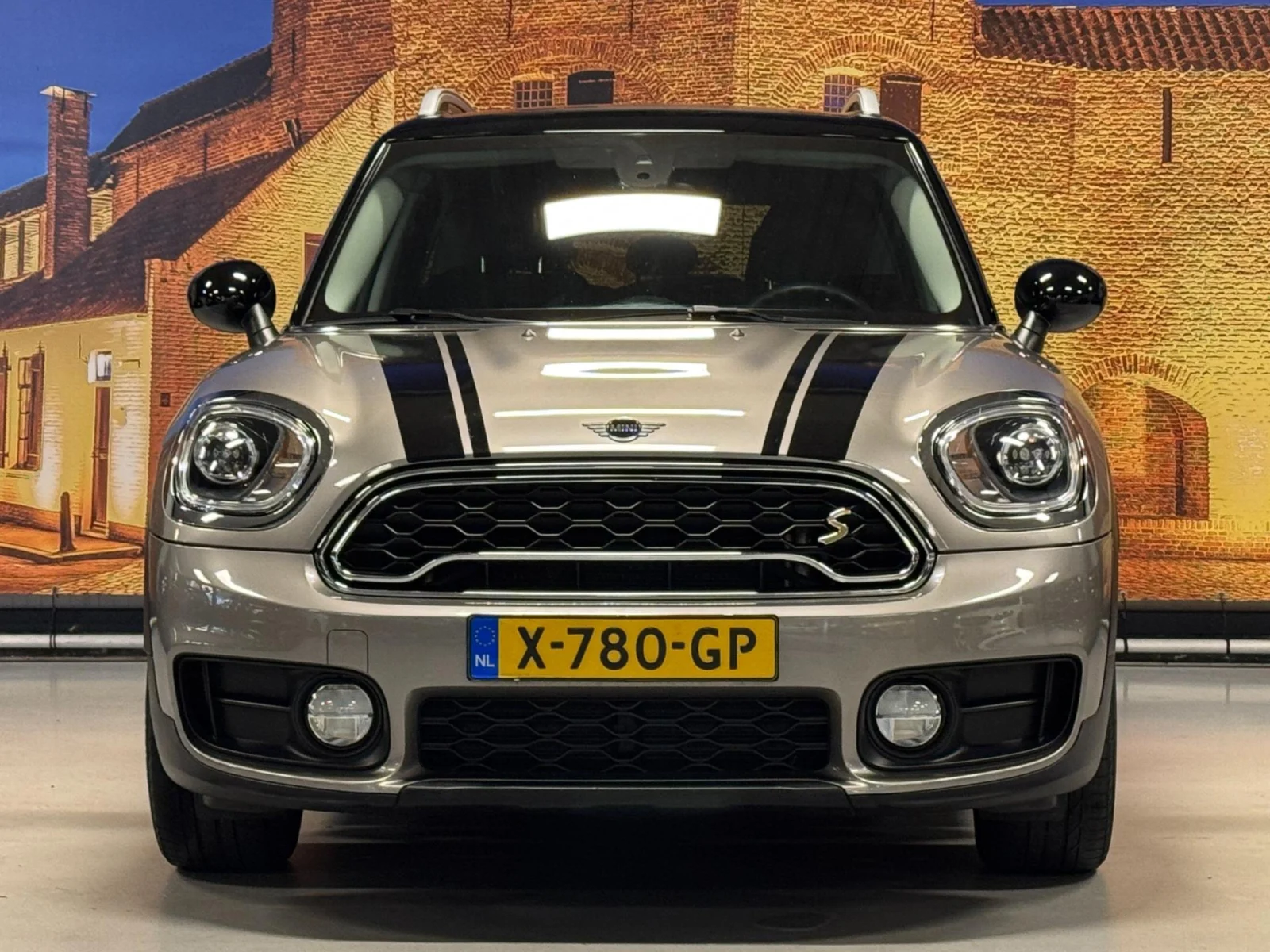 MINI-Countryman