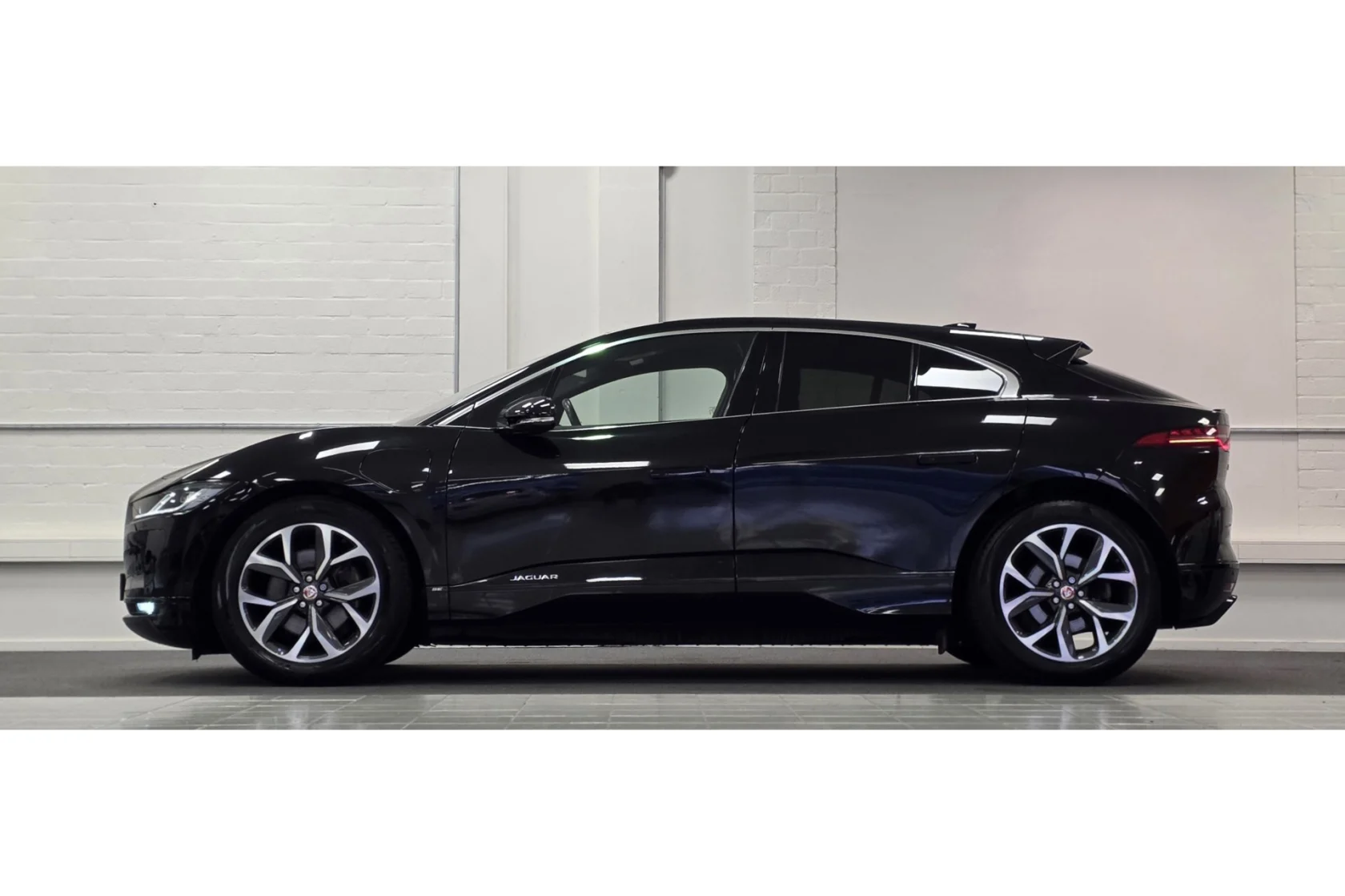 Jaguar-I-Pace