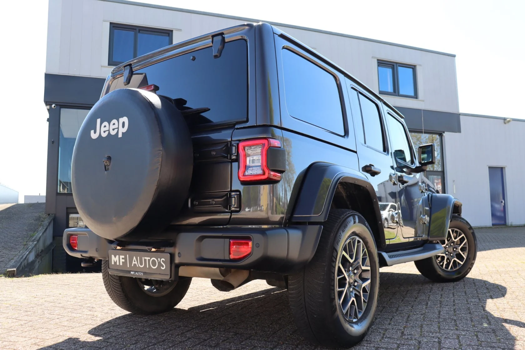 Jeep-Wrangler