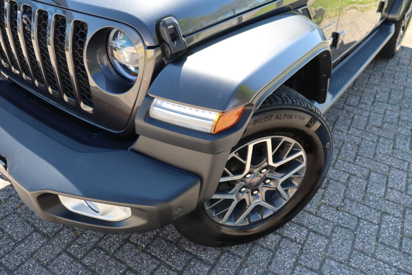 Jeep-Wrangler