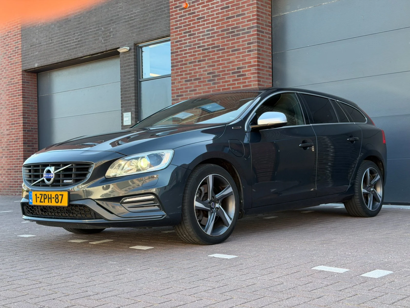 Volvo-V60