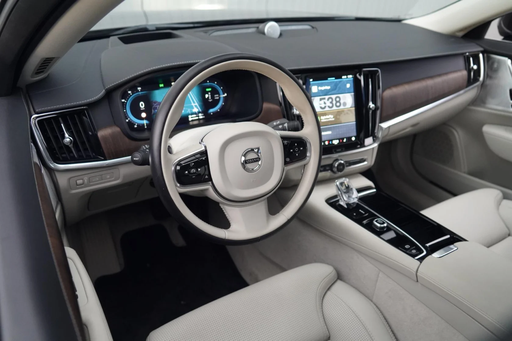 Volvo-S90