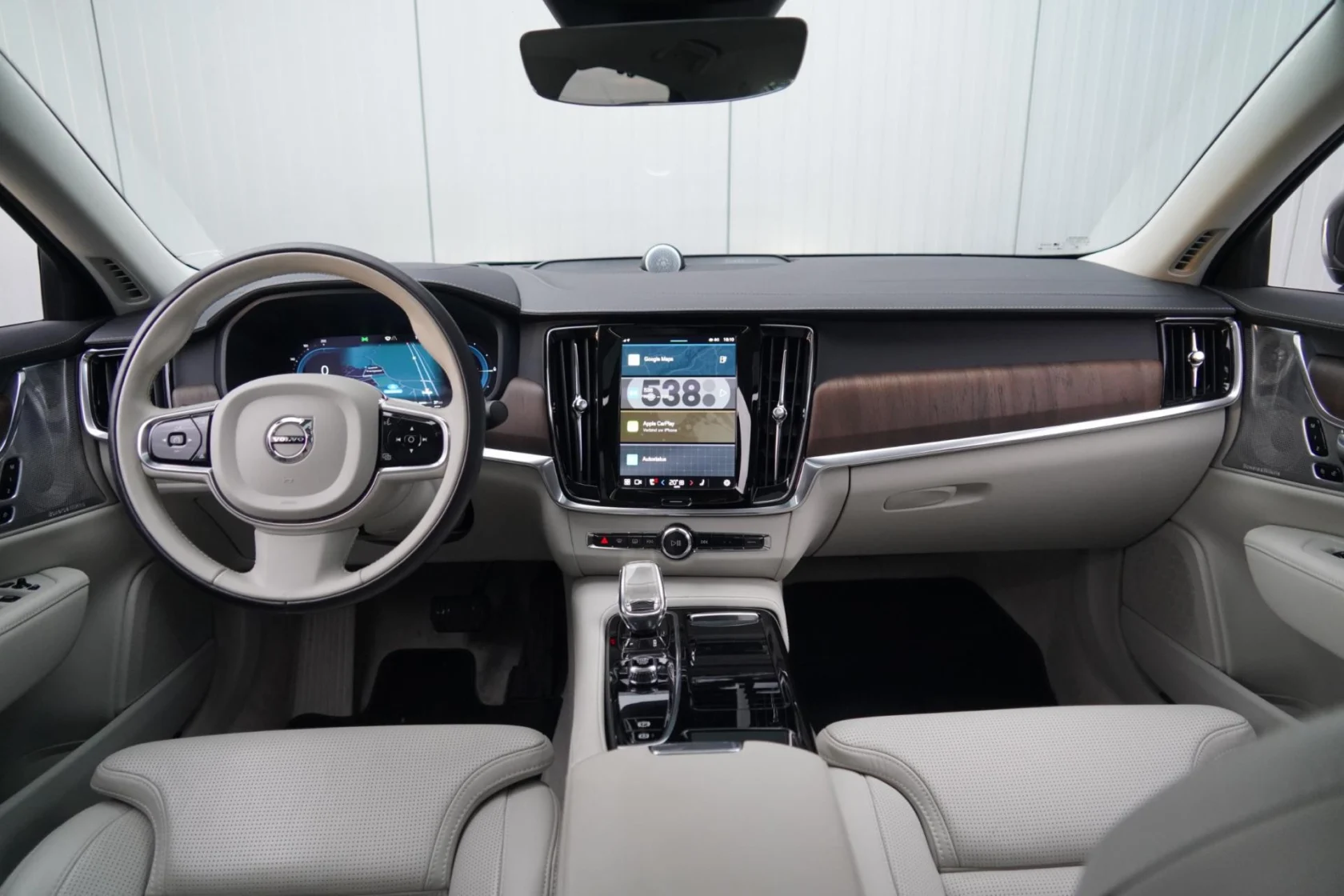Volvo-S90