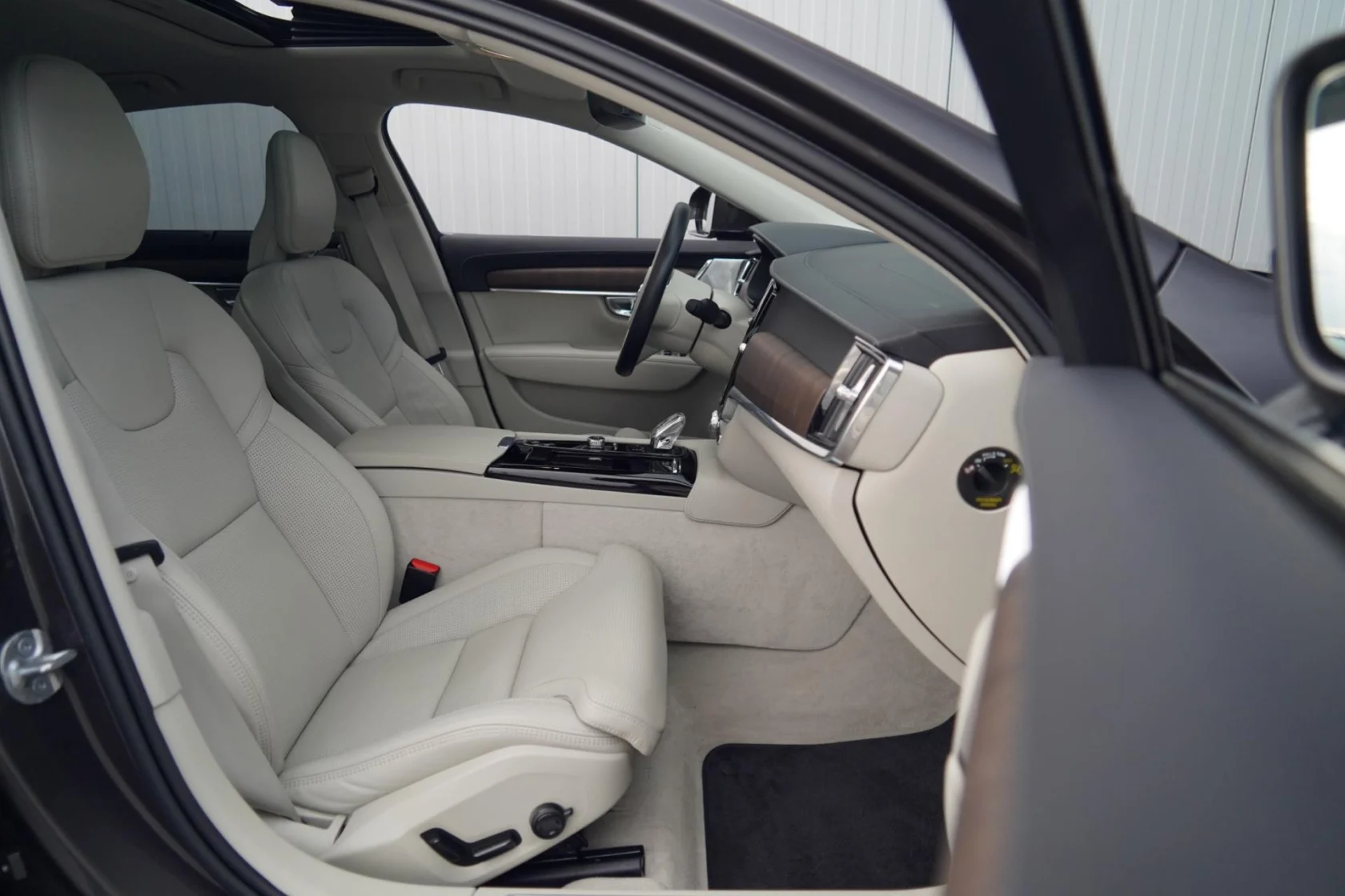 Volvo-S90