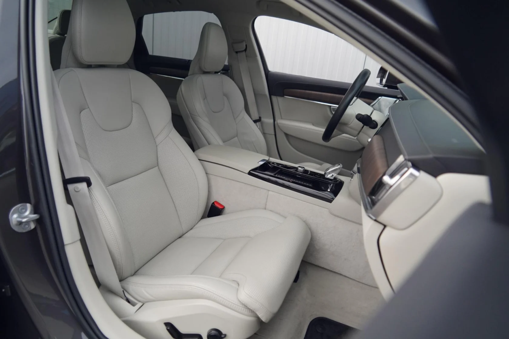 Volvo-S90