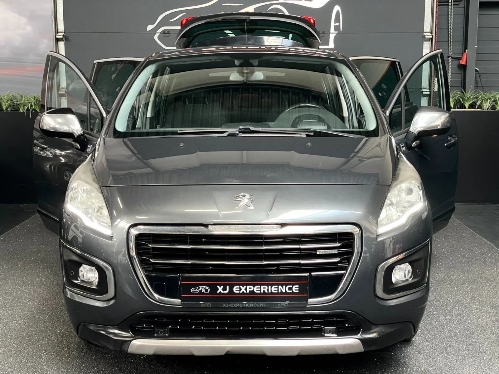 Peugeot-3008