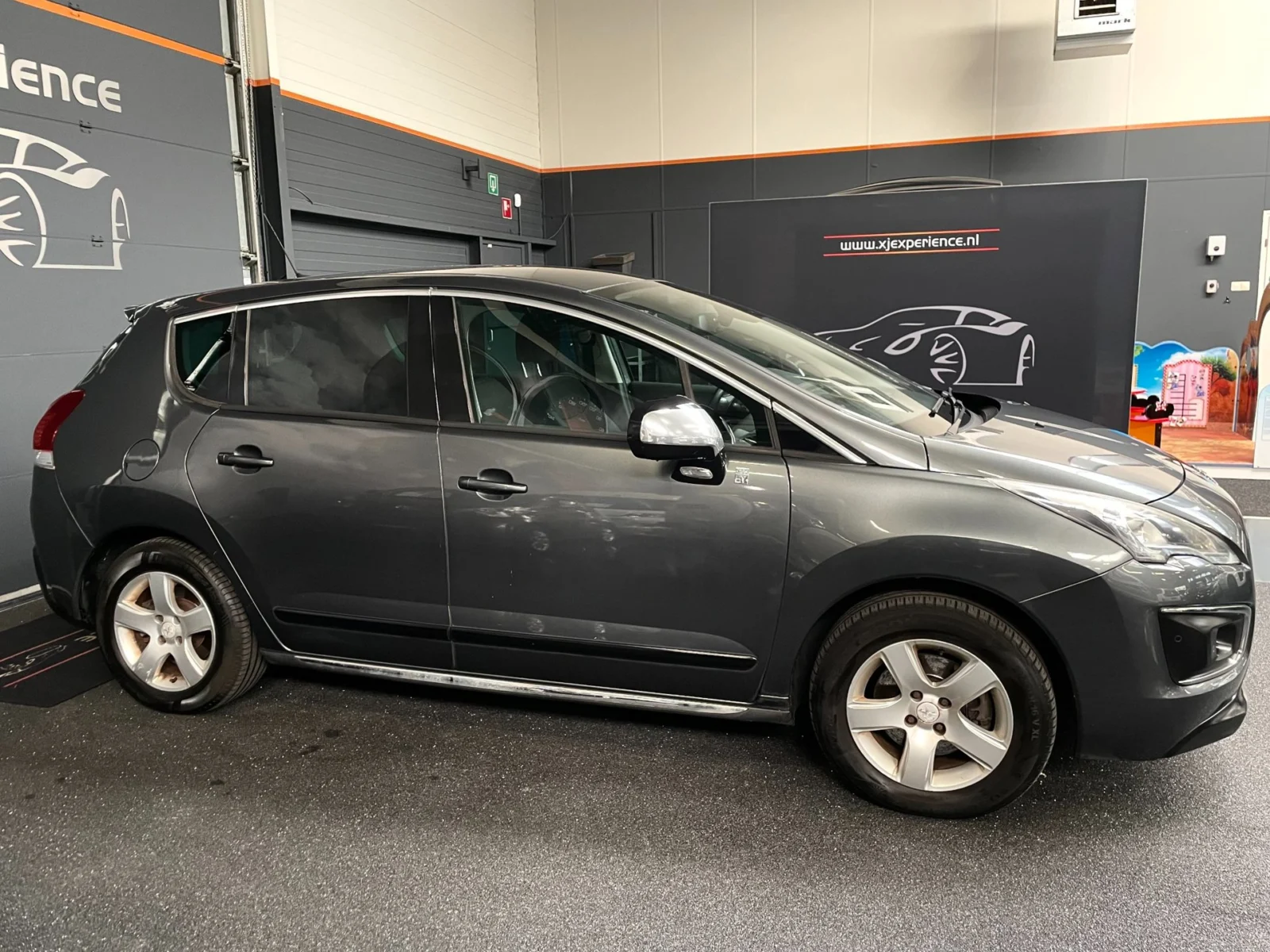 Peugeot-3008
