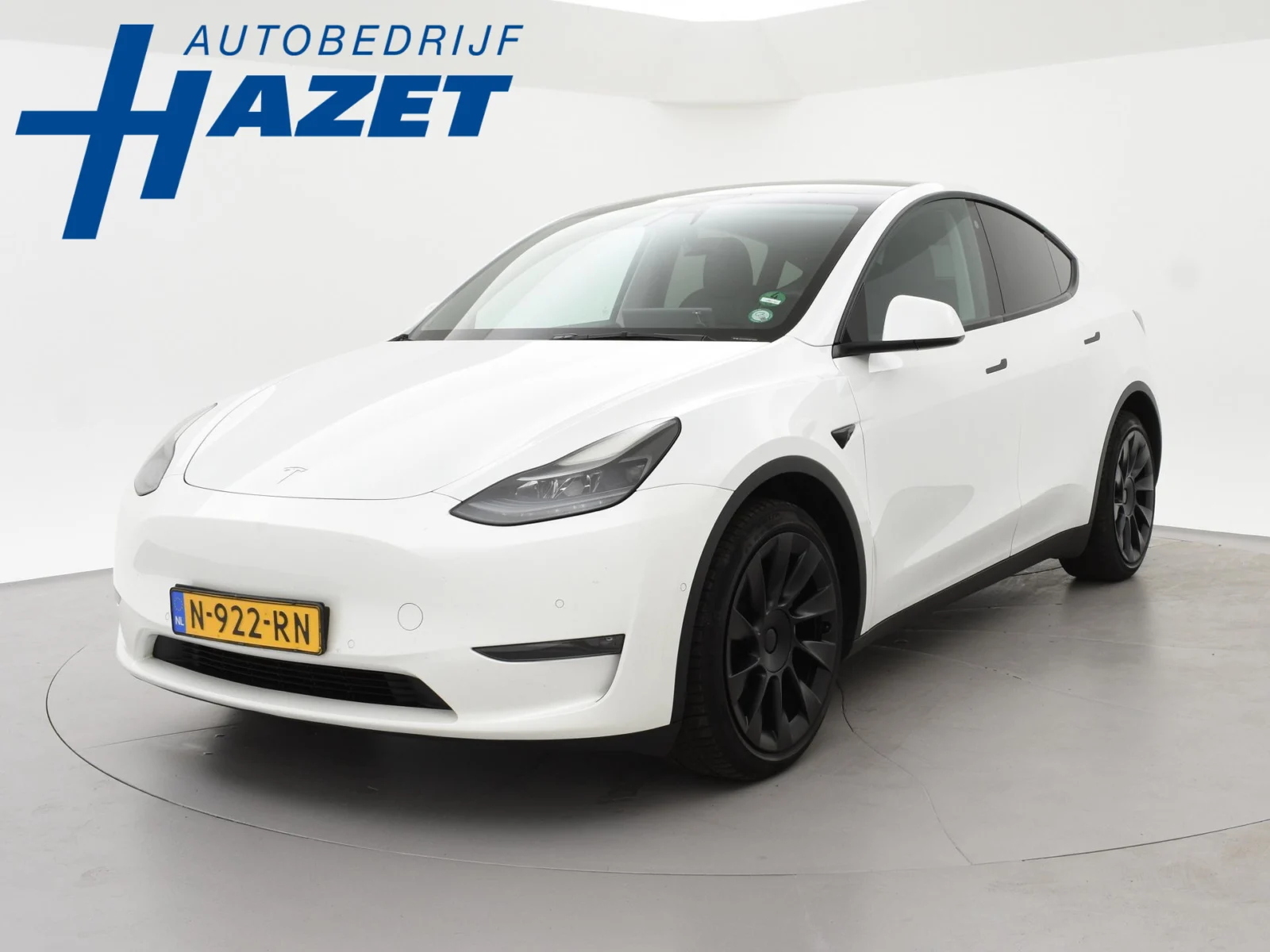 Tesla Model Y LONG RANGE AWD