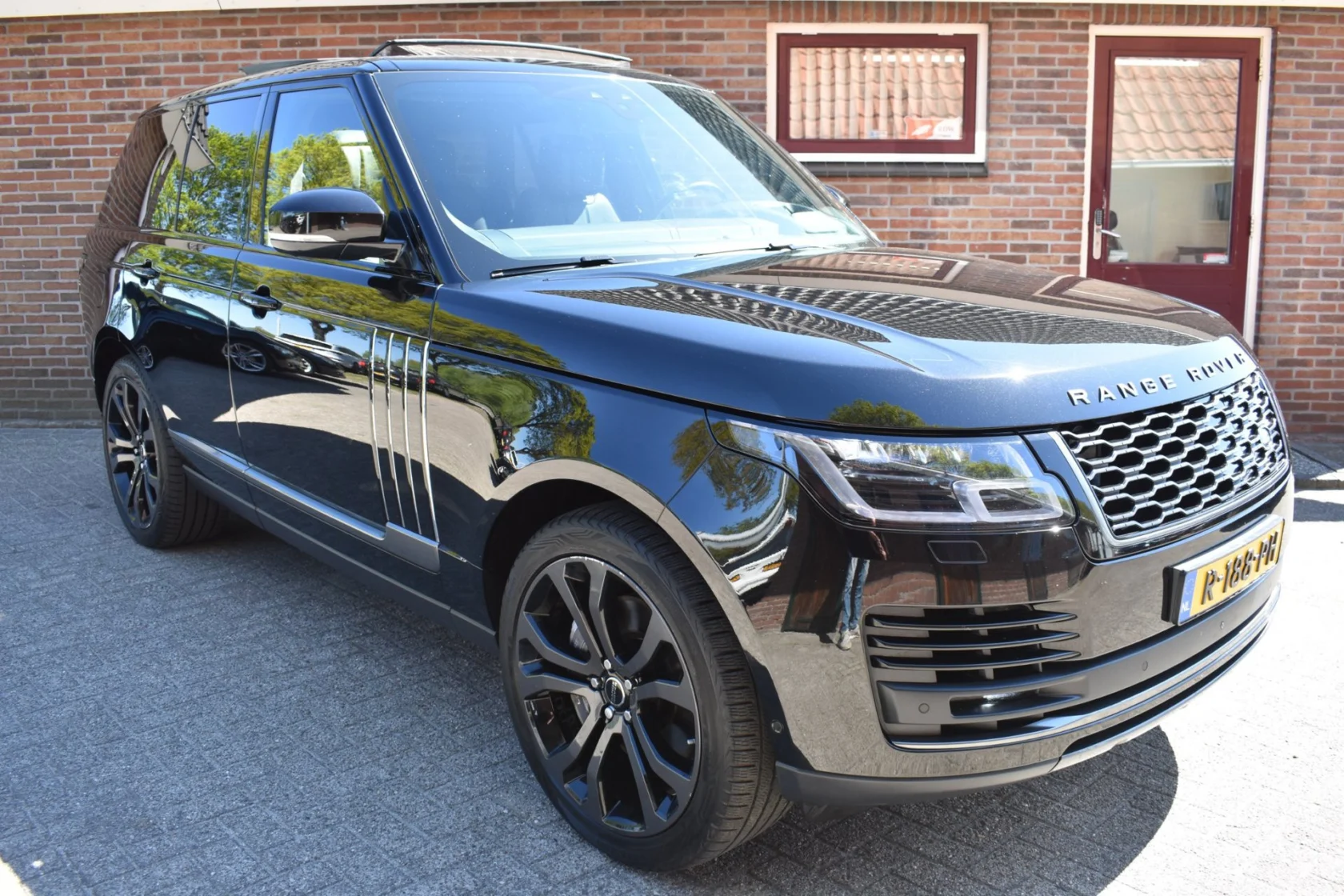 Land Rover-Range Rover