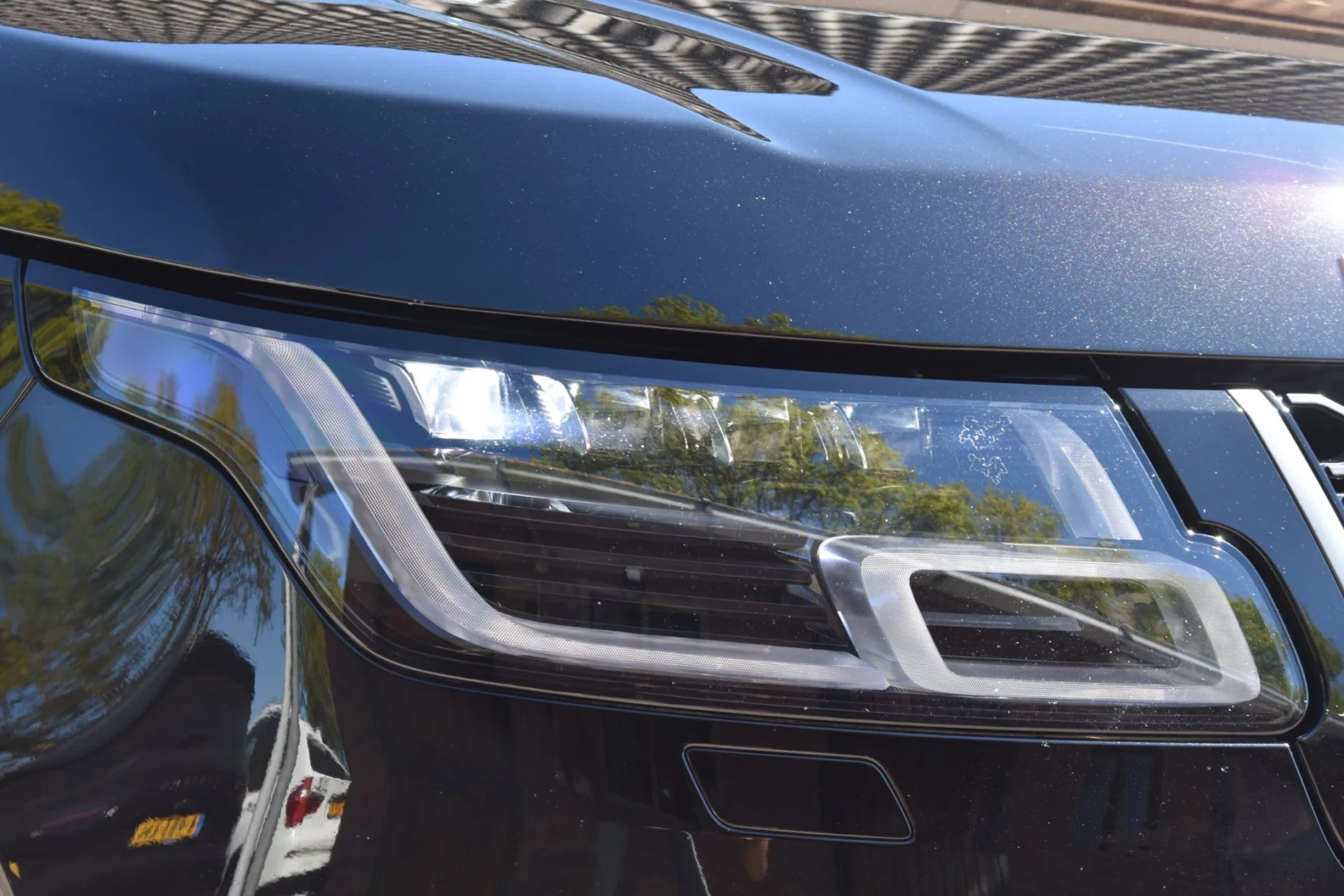 Land Rover-Range Rover