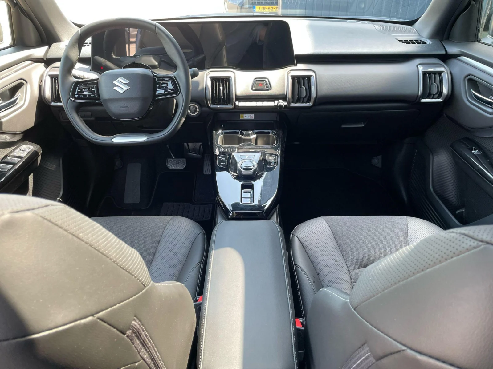 Suzuki-e Vitara
