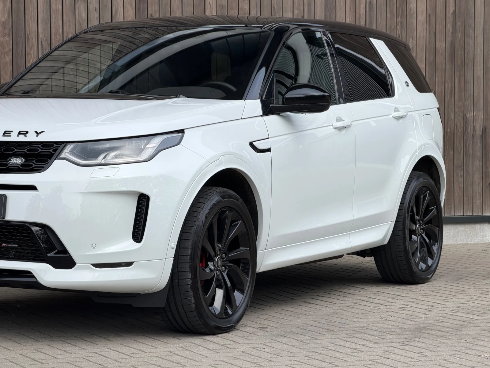 Land Rover-Discovery Sport