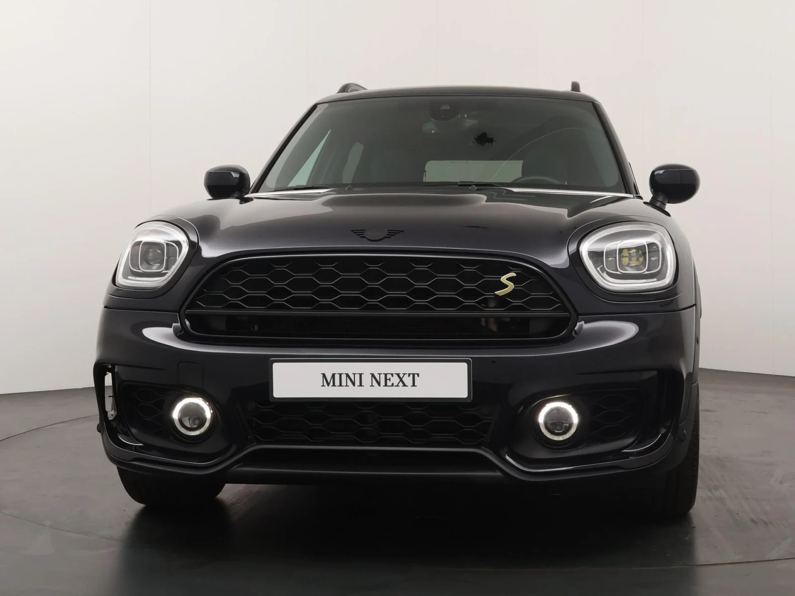 MINI-Countryman