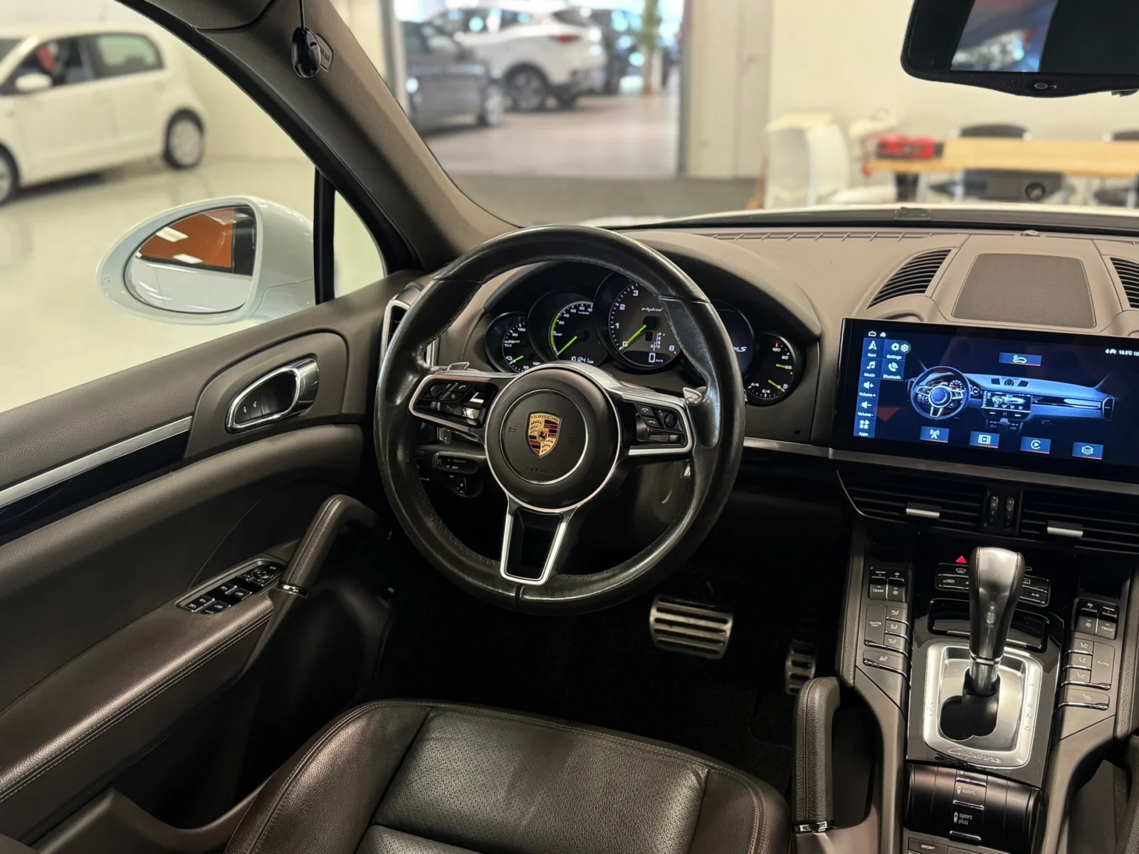 Porsche-Cayenne