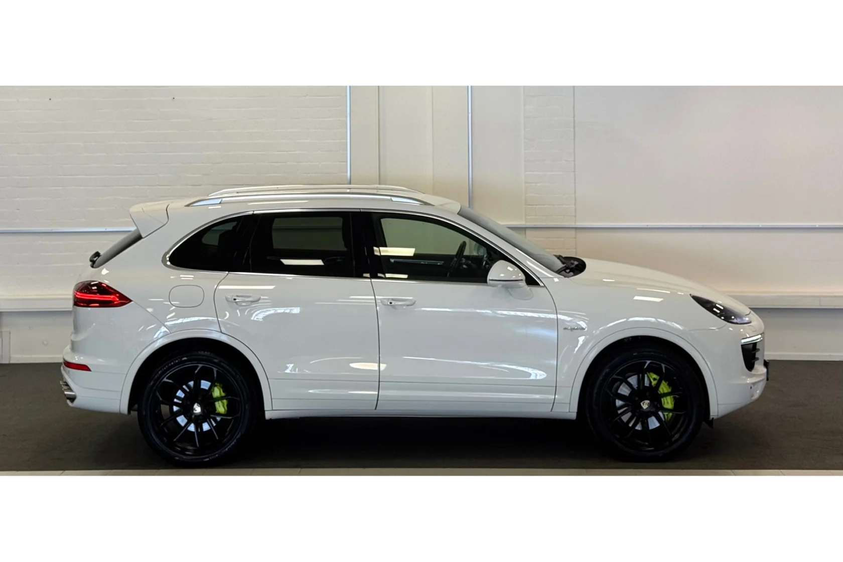 Porsche-Cayenne