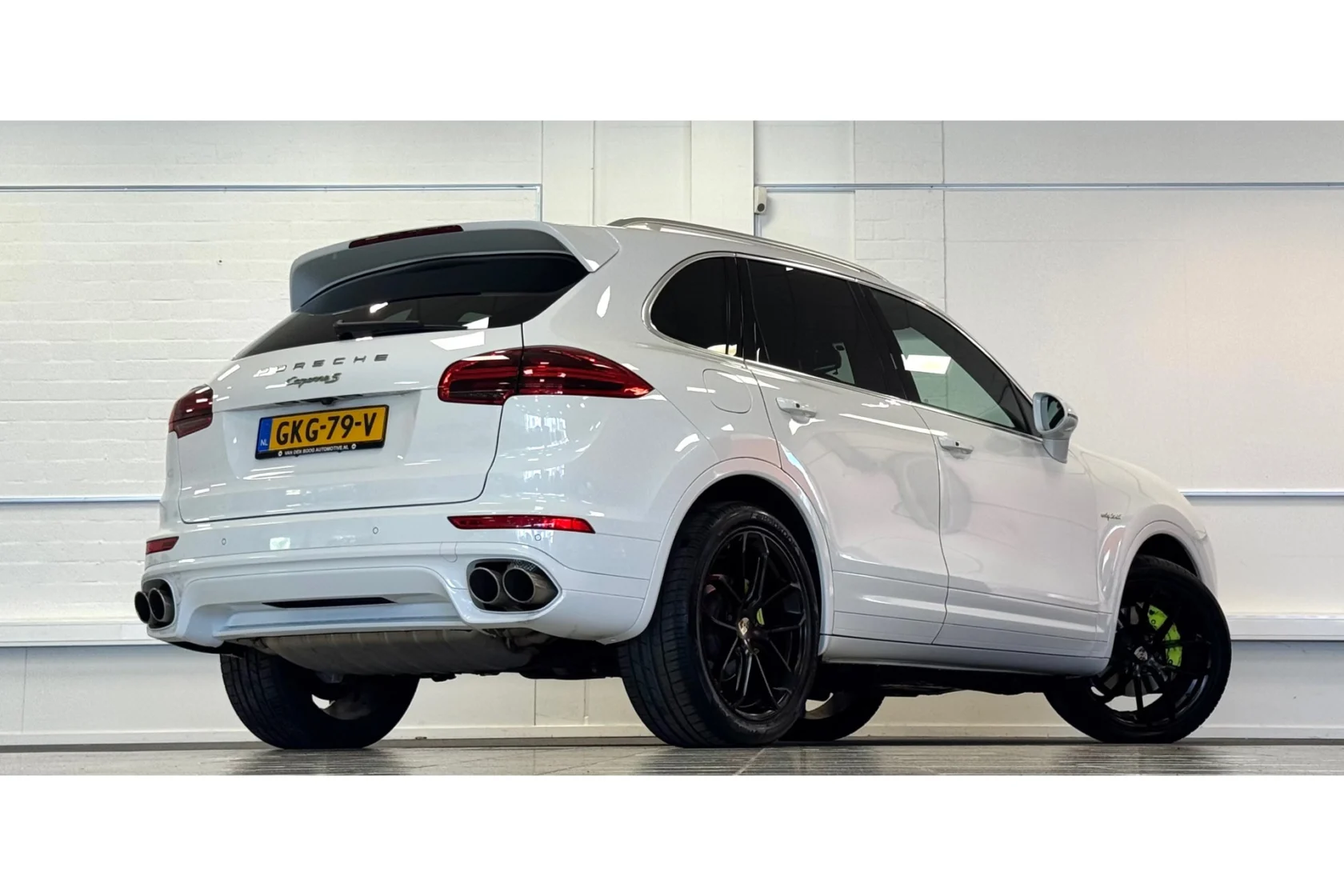 Porsche-Cayenne