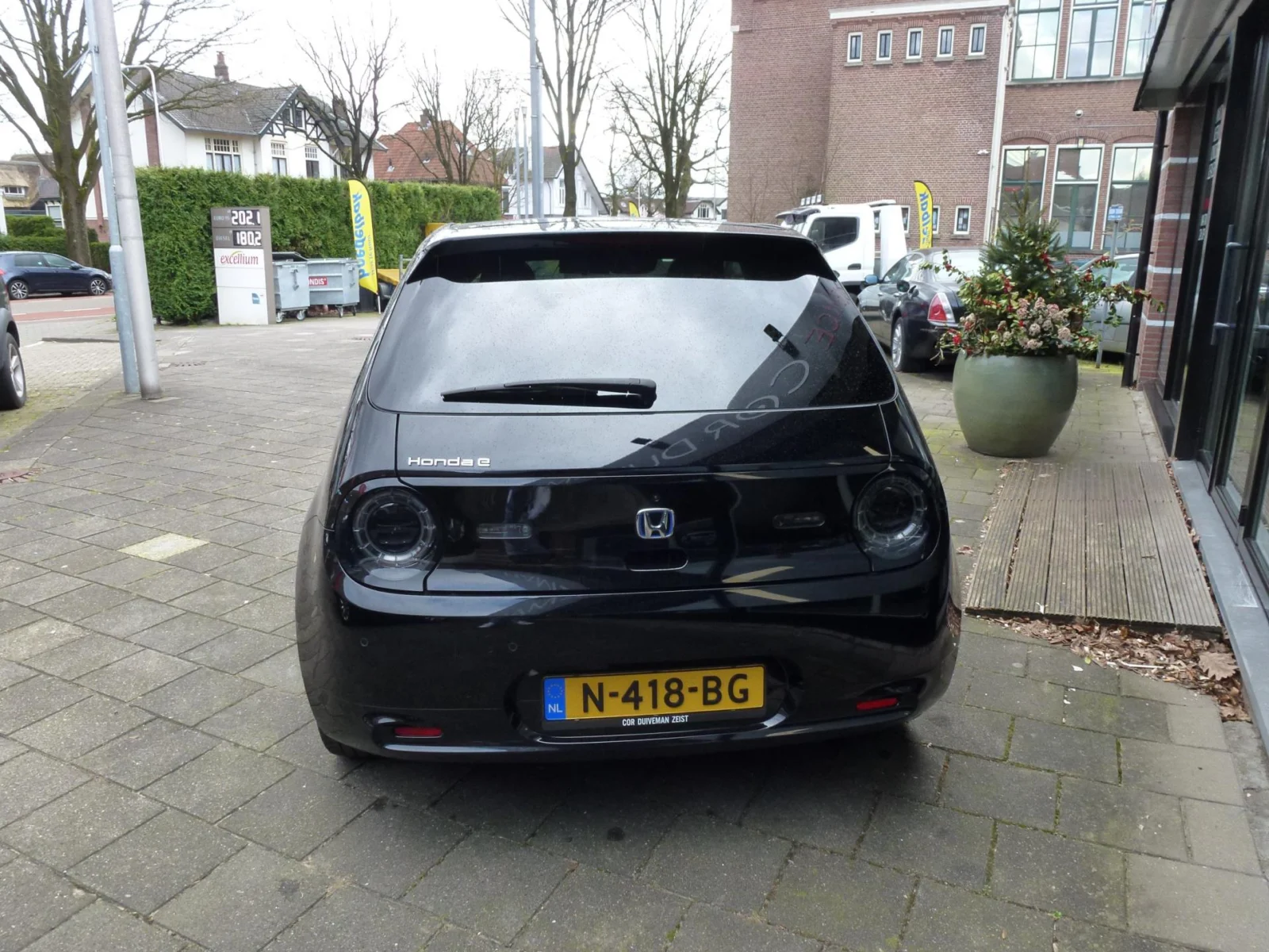 Honda-E
