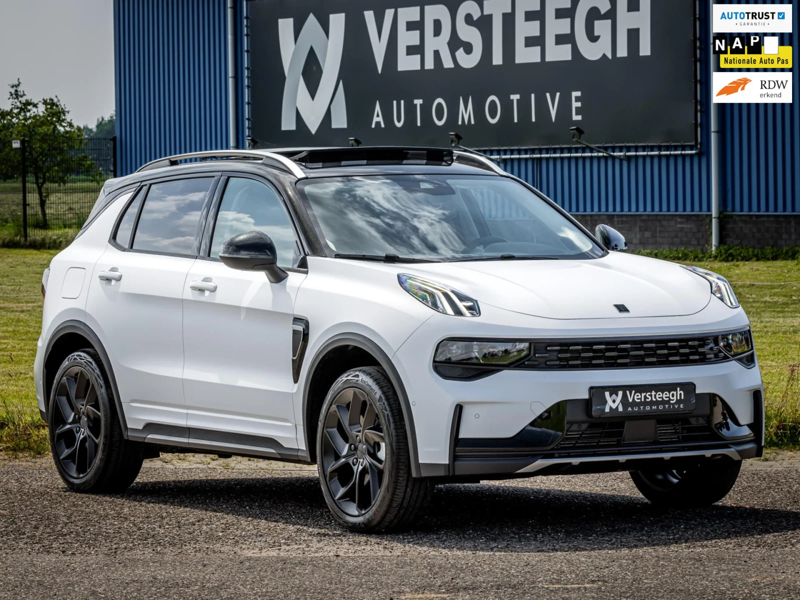 Lynk & Co-01