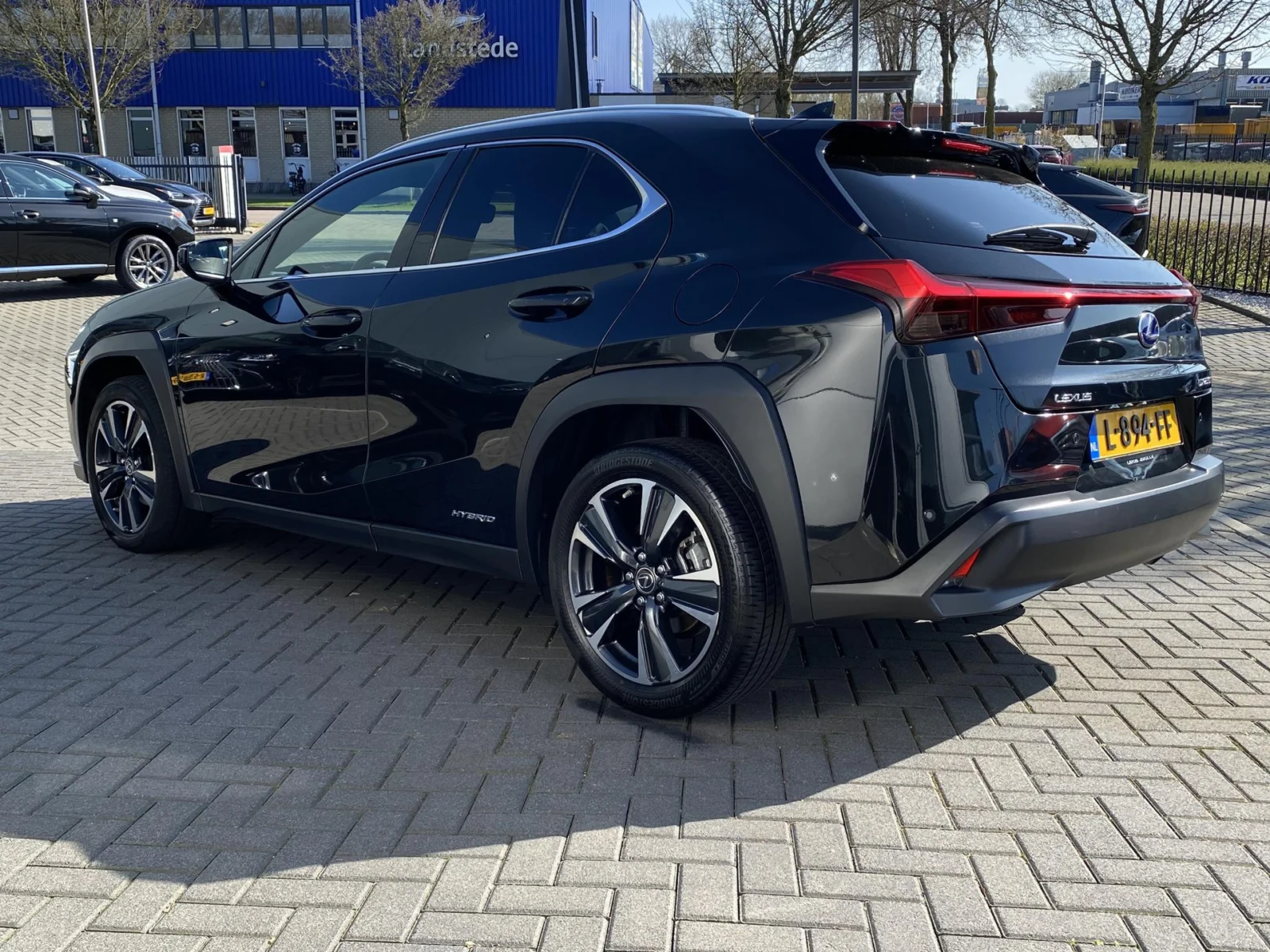 Lexus-UX