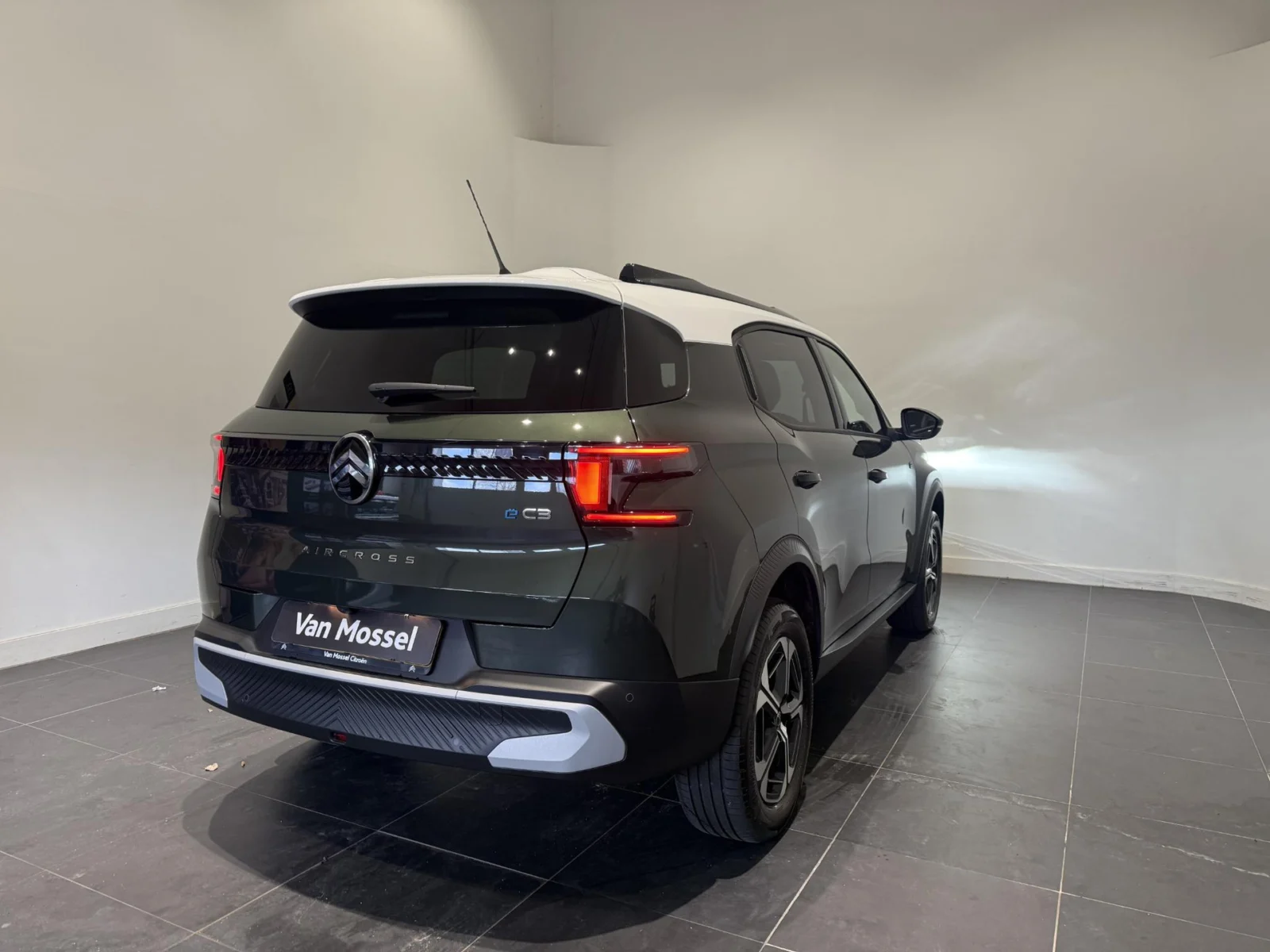 Citroën-ë-C3 Aircross
