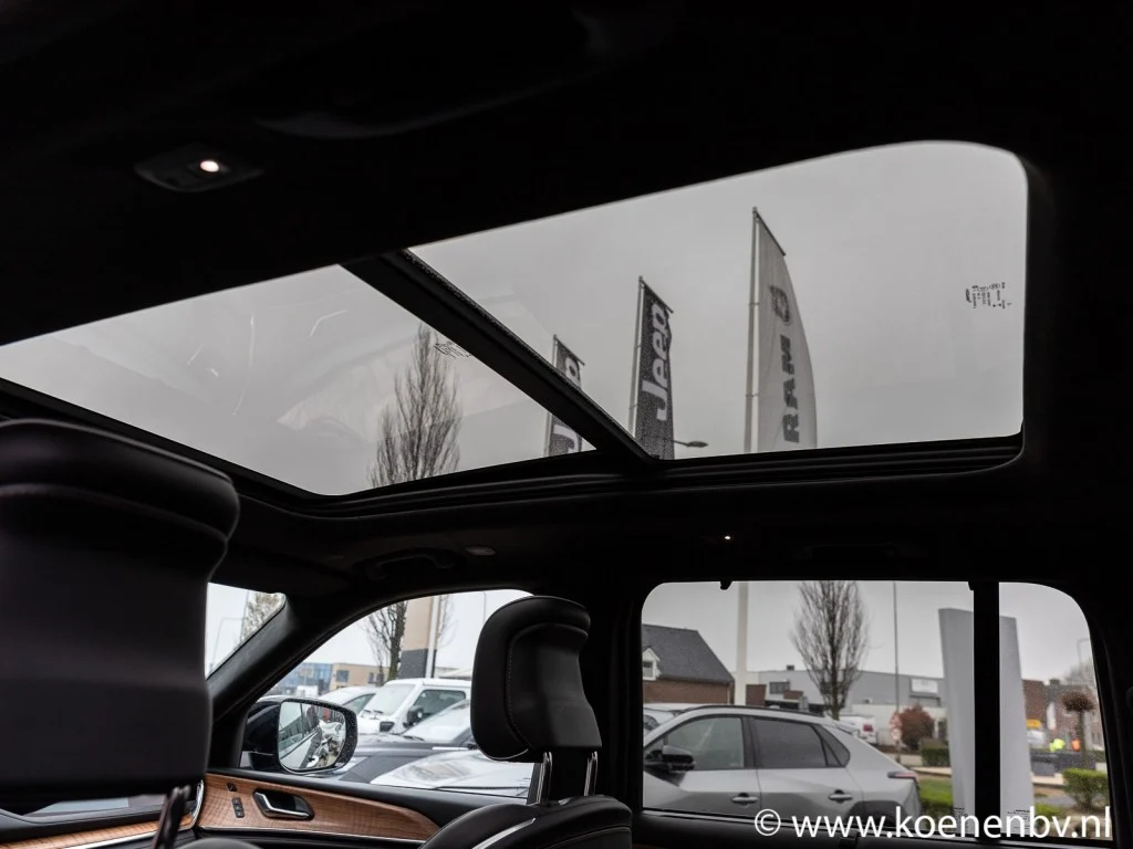 Jeep-Grand Cherokee