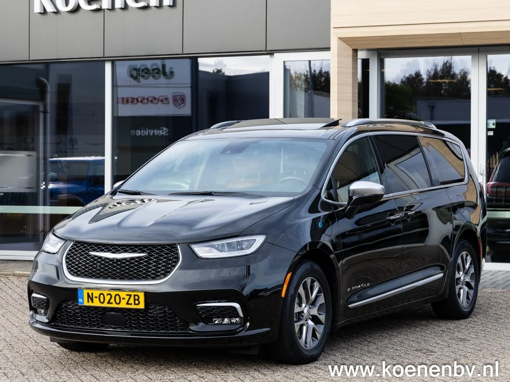 Chrysler-Pacifica