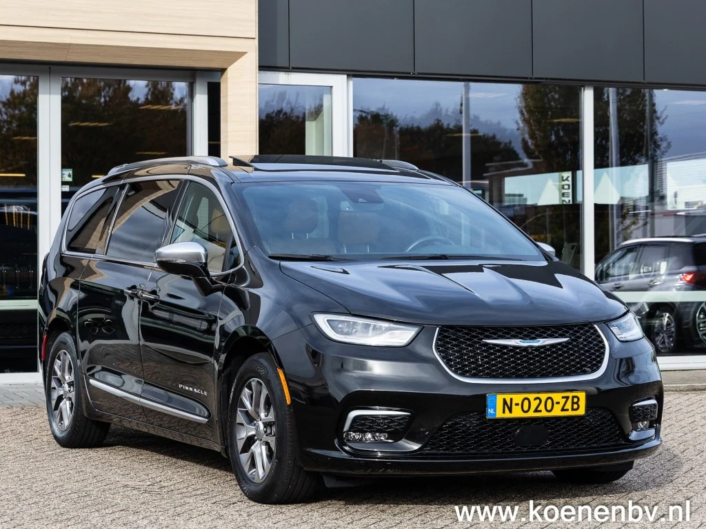 Chrysler-Pacifica