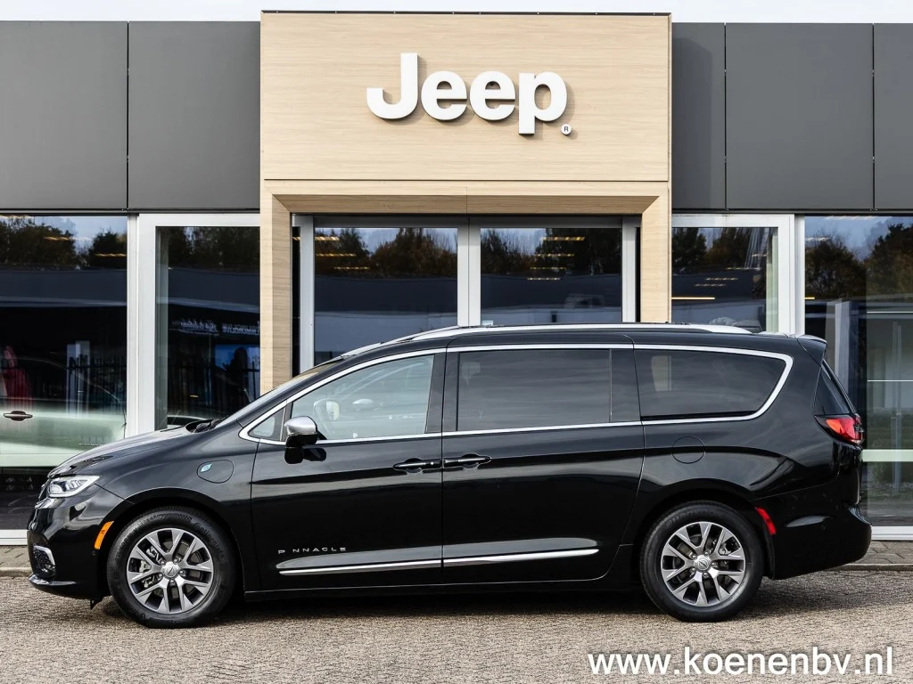 Chrysler-Pacifica