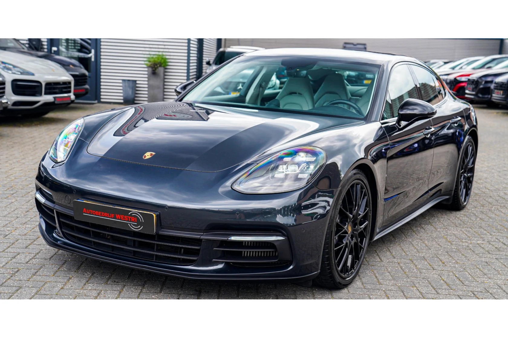 Porsche-Panamera