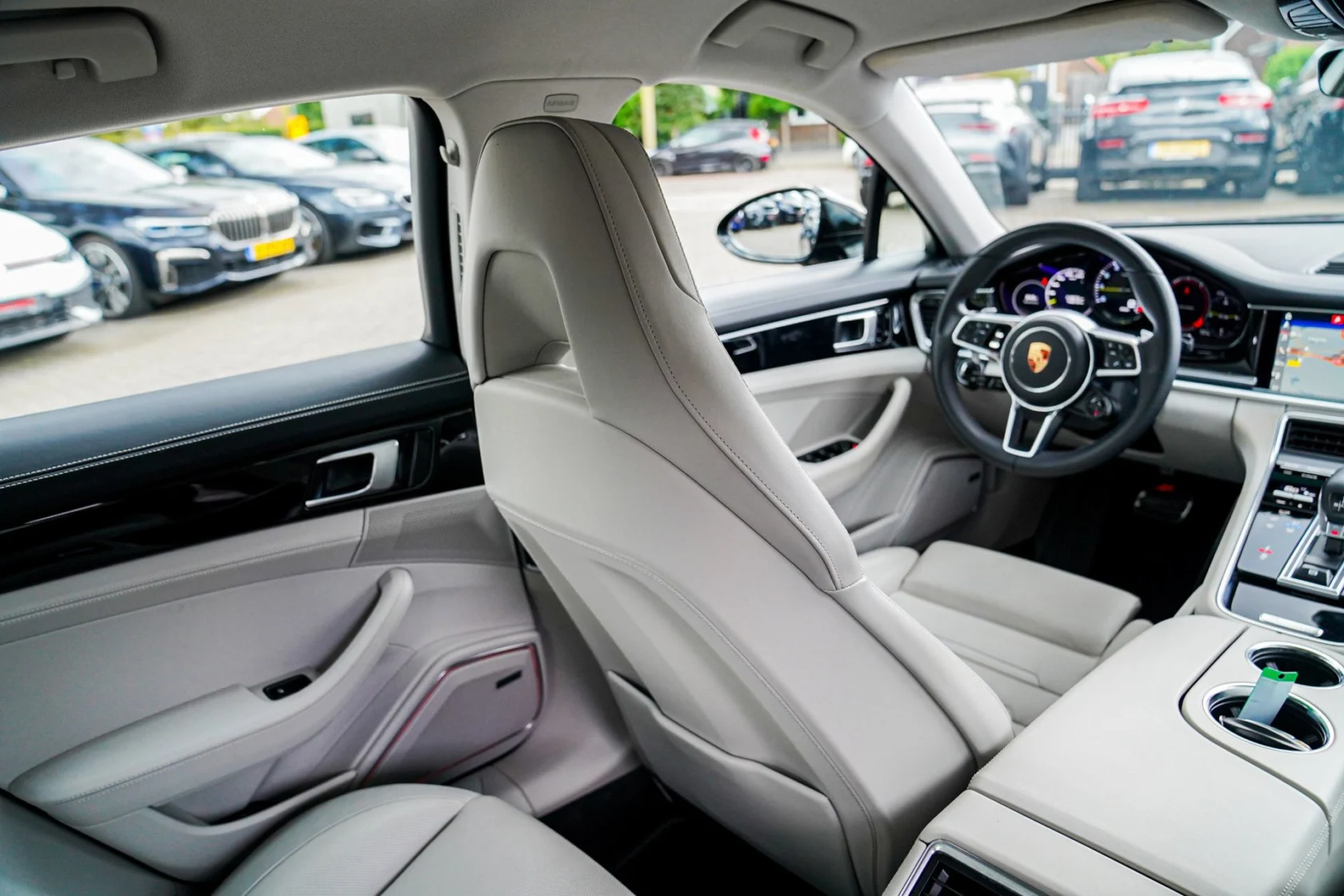 Porsche-Panamera