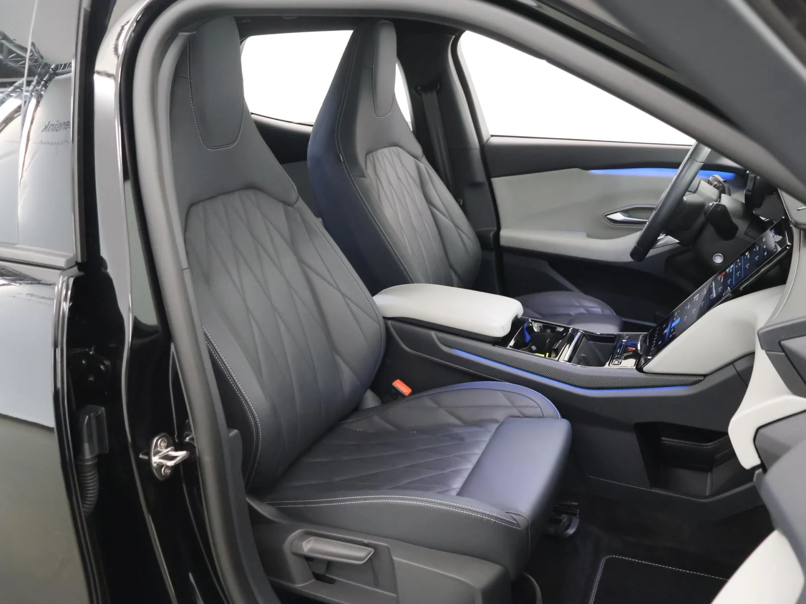 Ford-Explorer