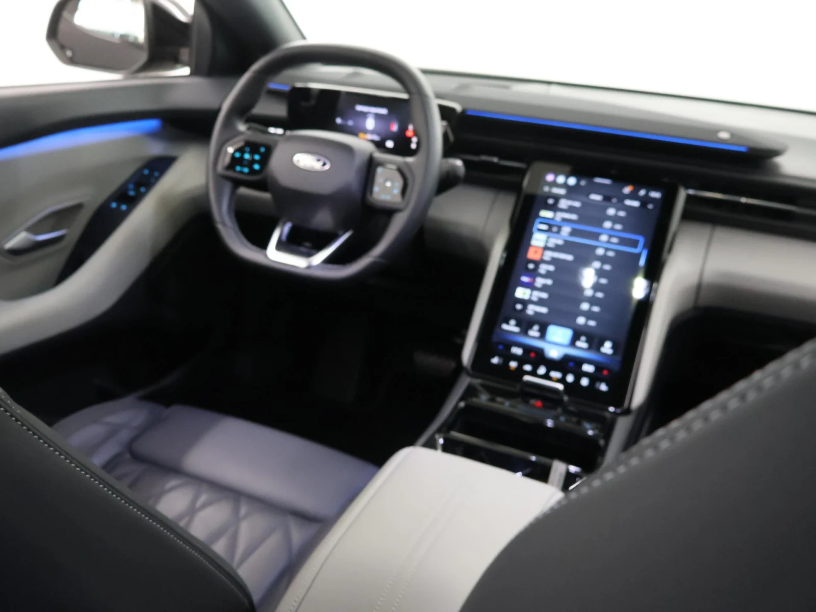 Ford-Explorer