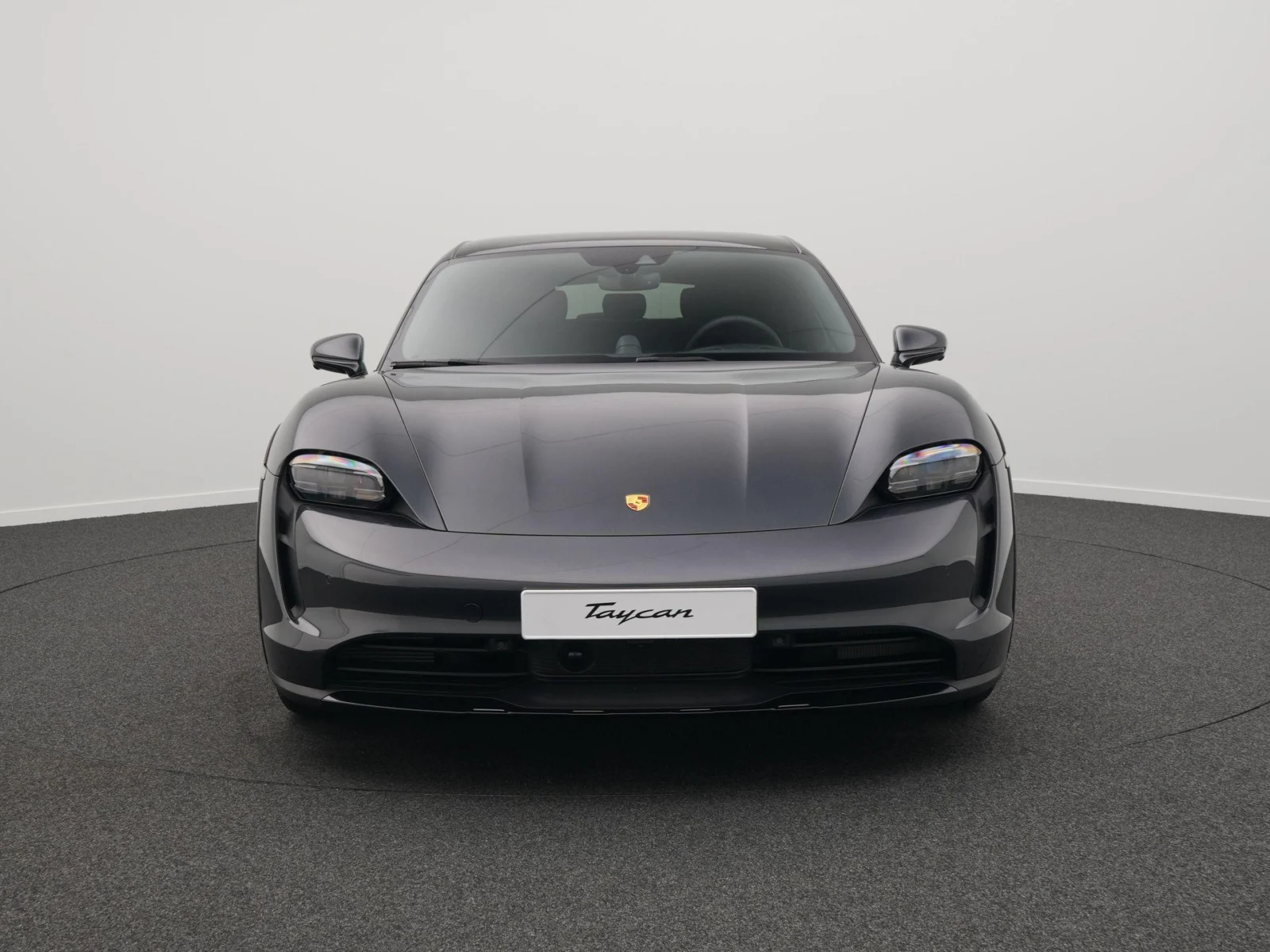 Porsche-Taycan 4