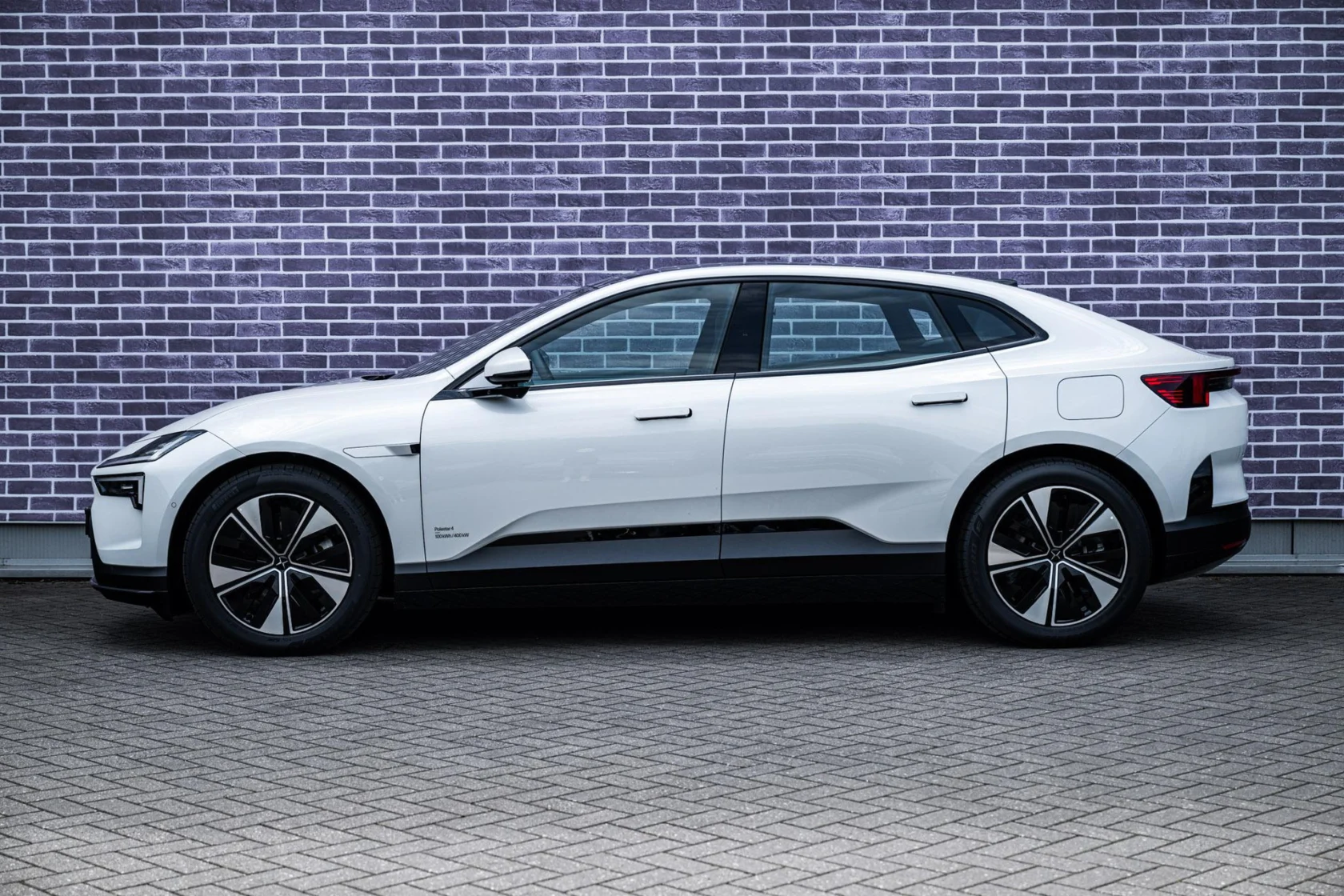 Polestar-4