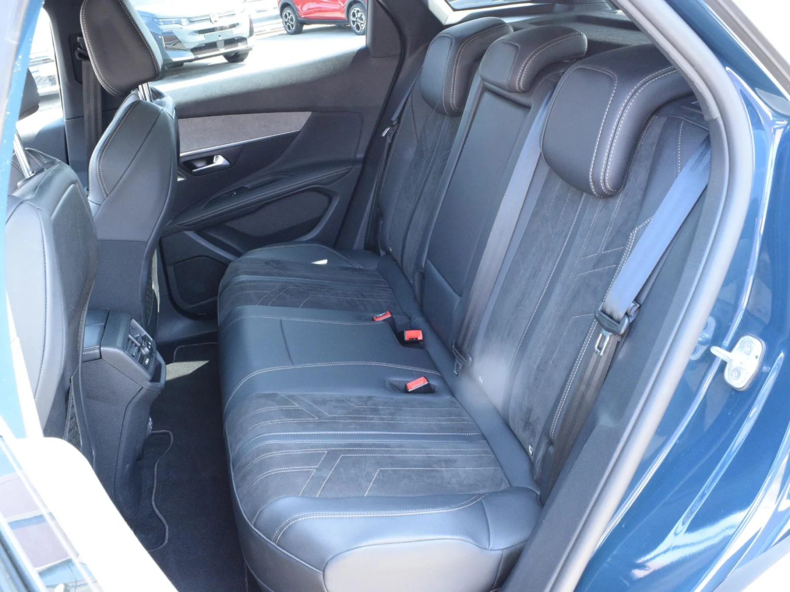 Peugeot-3008