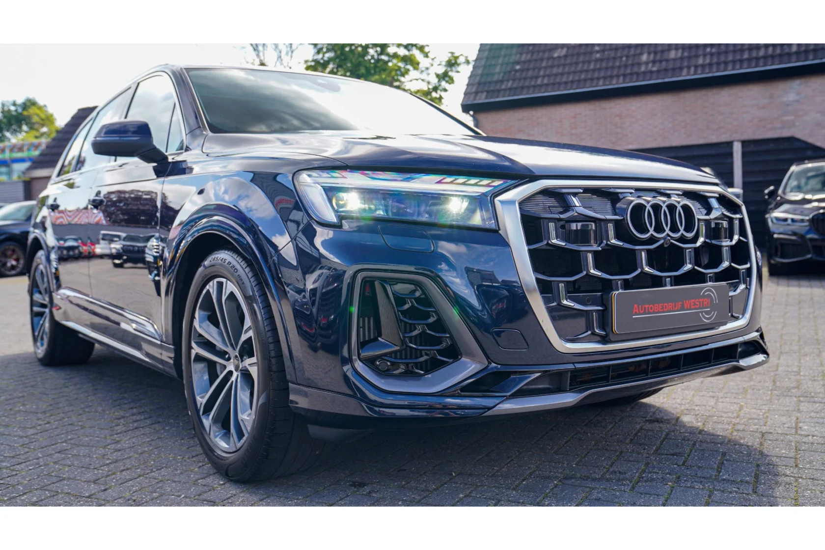 Audi-Q7