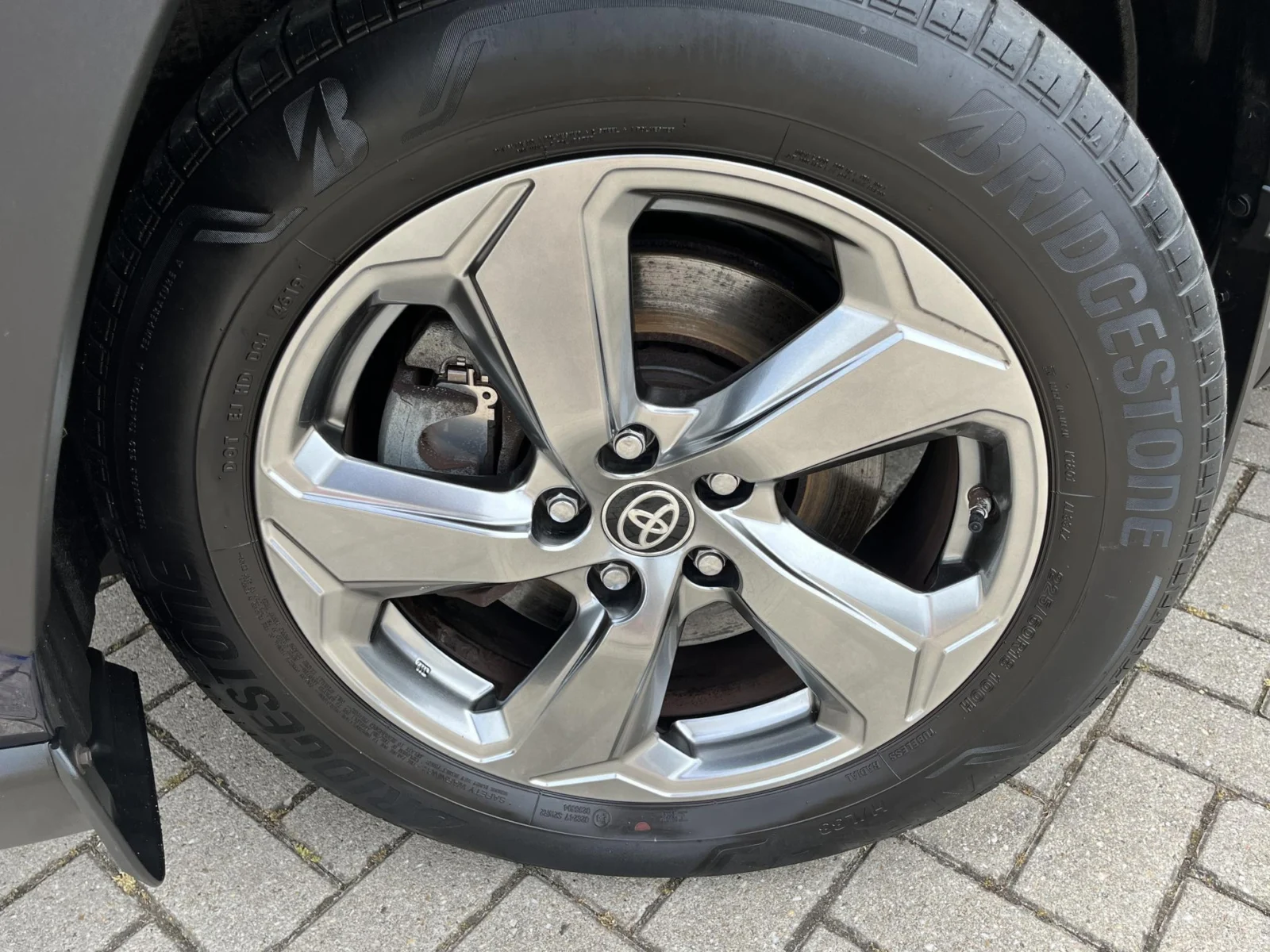 Toyota-RAV4