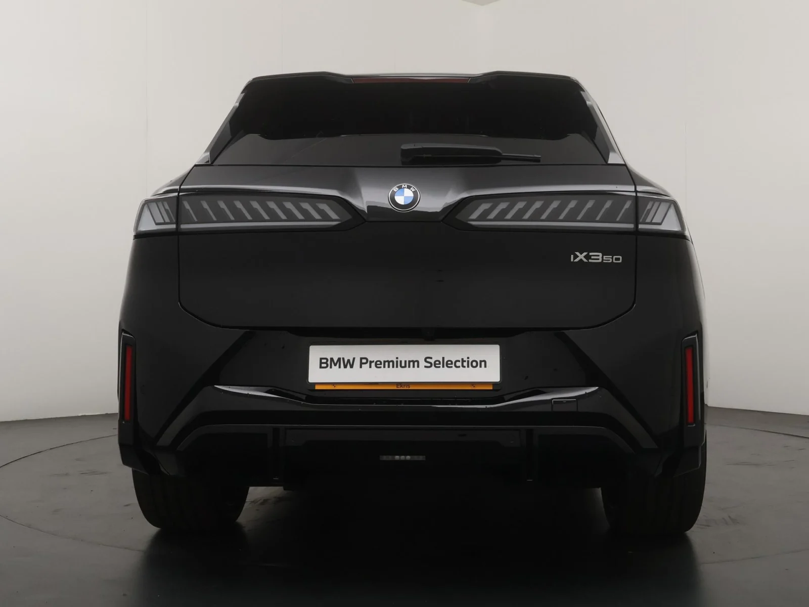 BMW-iX3