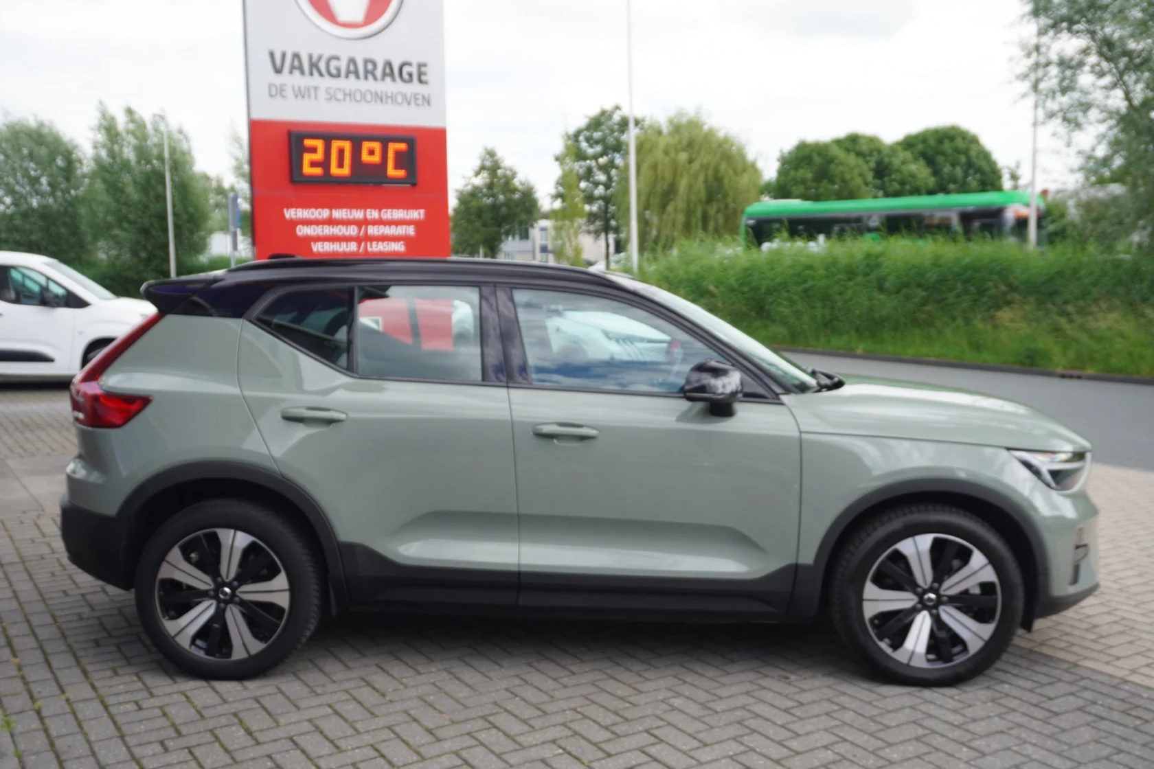 Volvo-XC40
