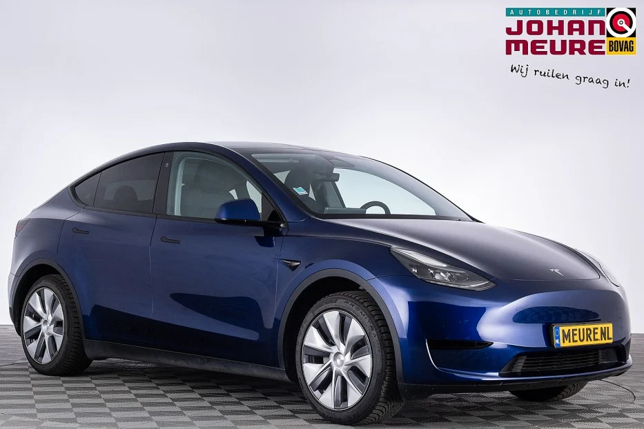 Tesla Model Y RWD