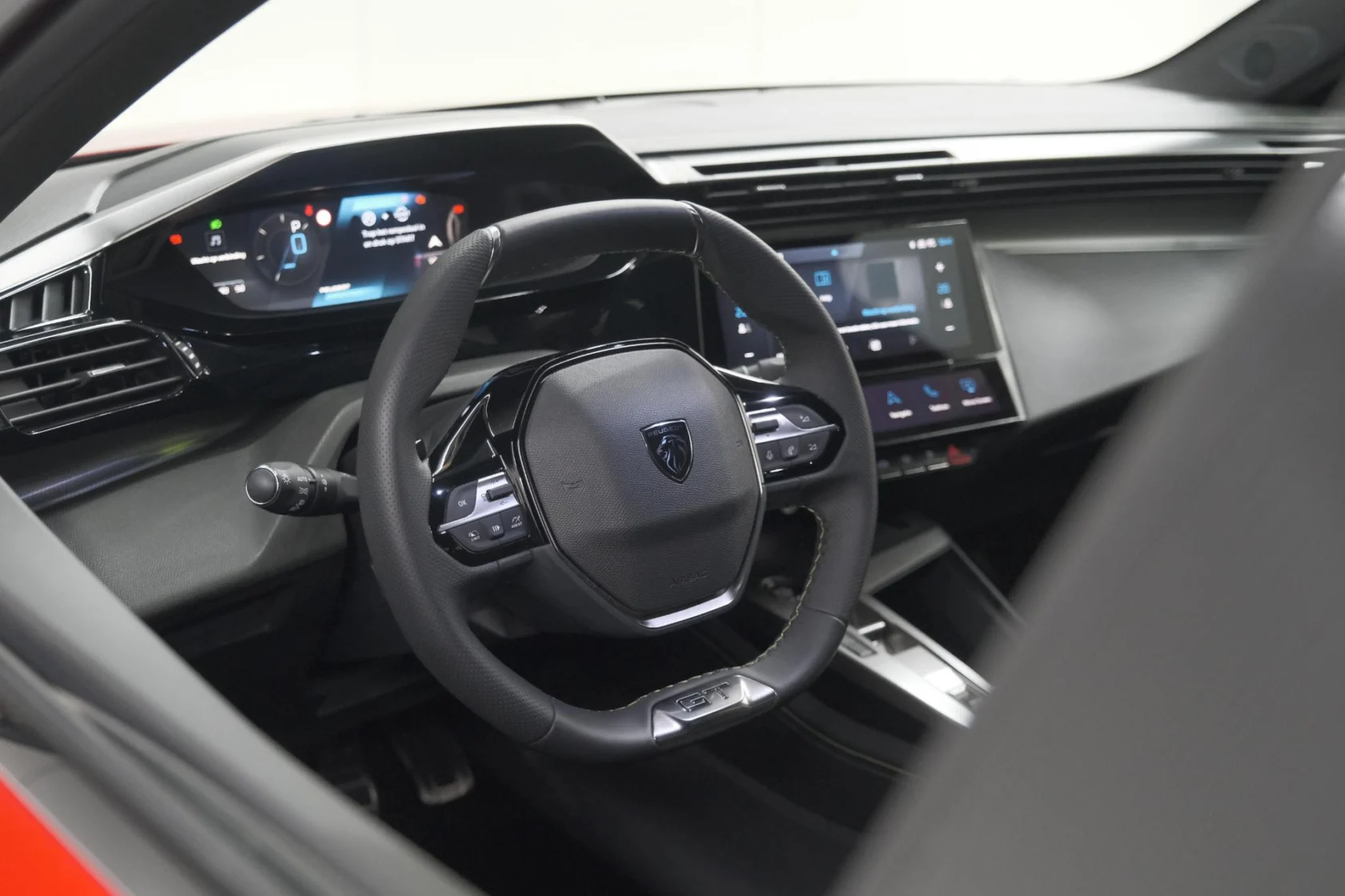 Peugeot-408