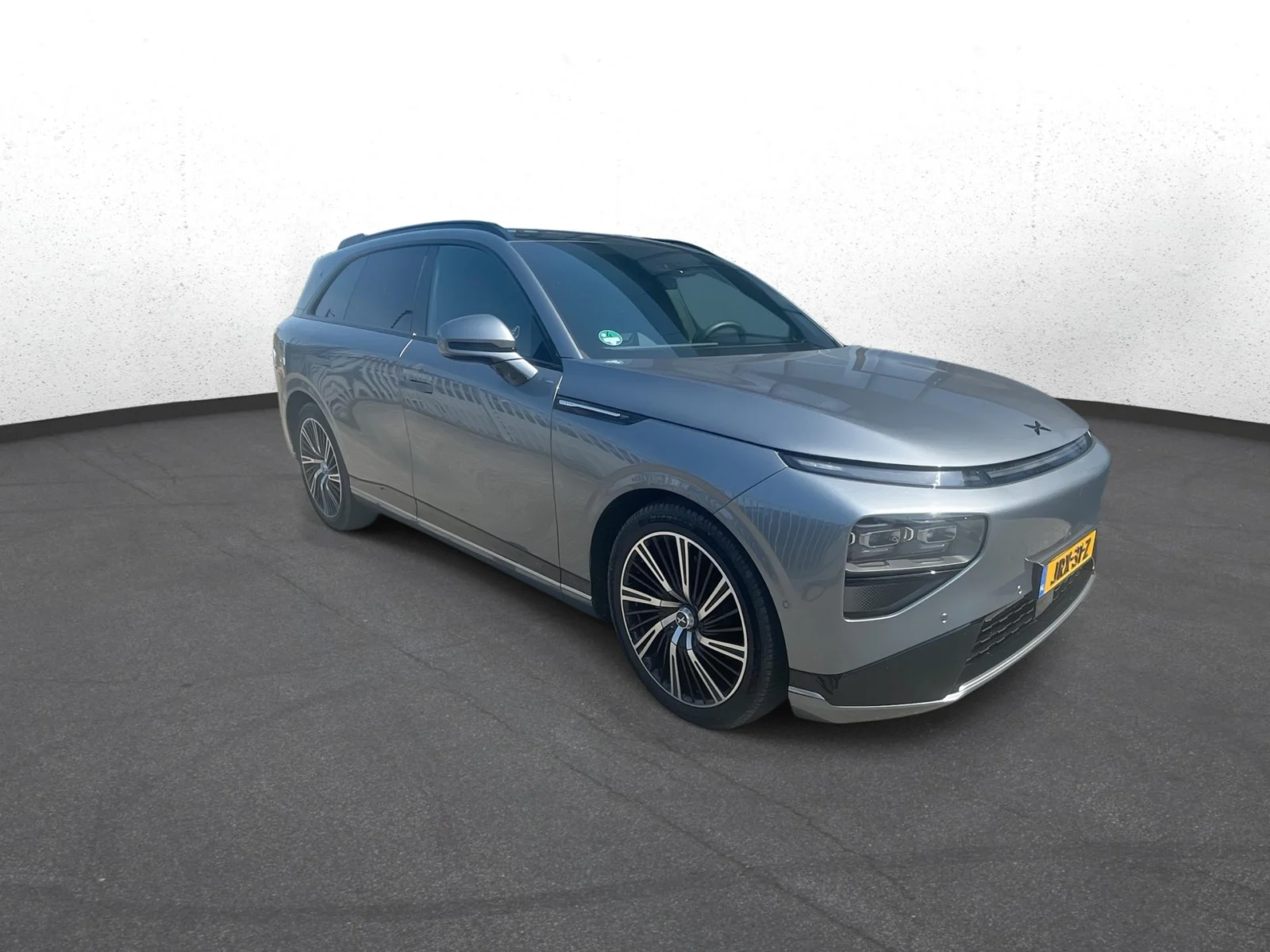 Xpeng-G9