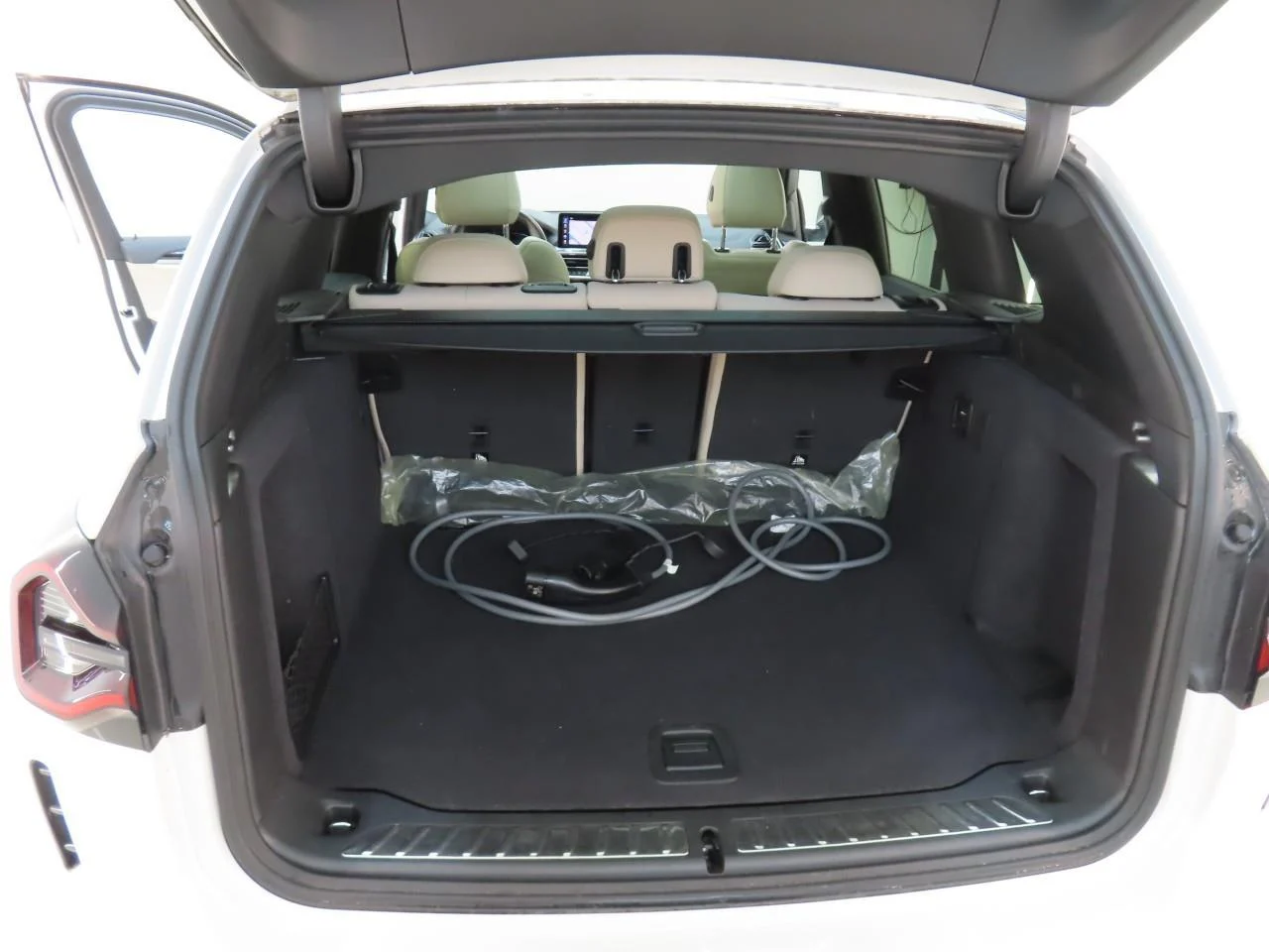 BMW-iX3